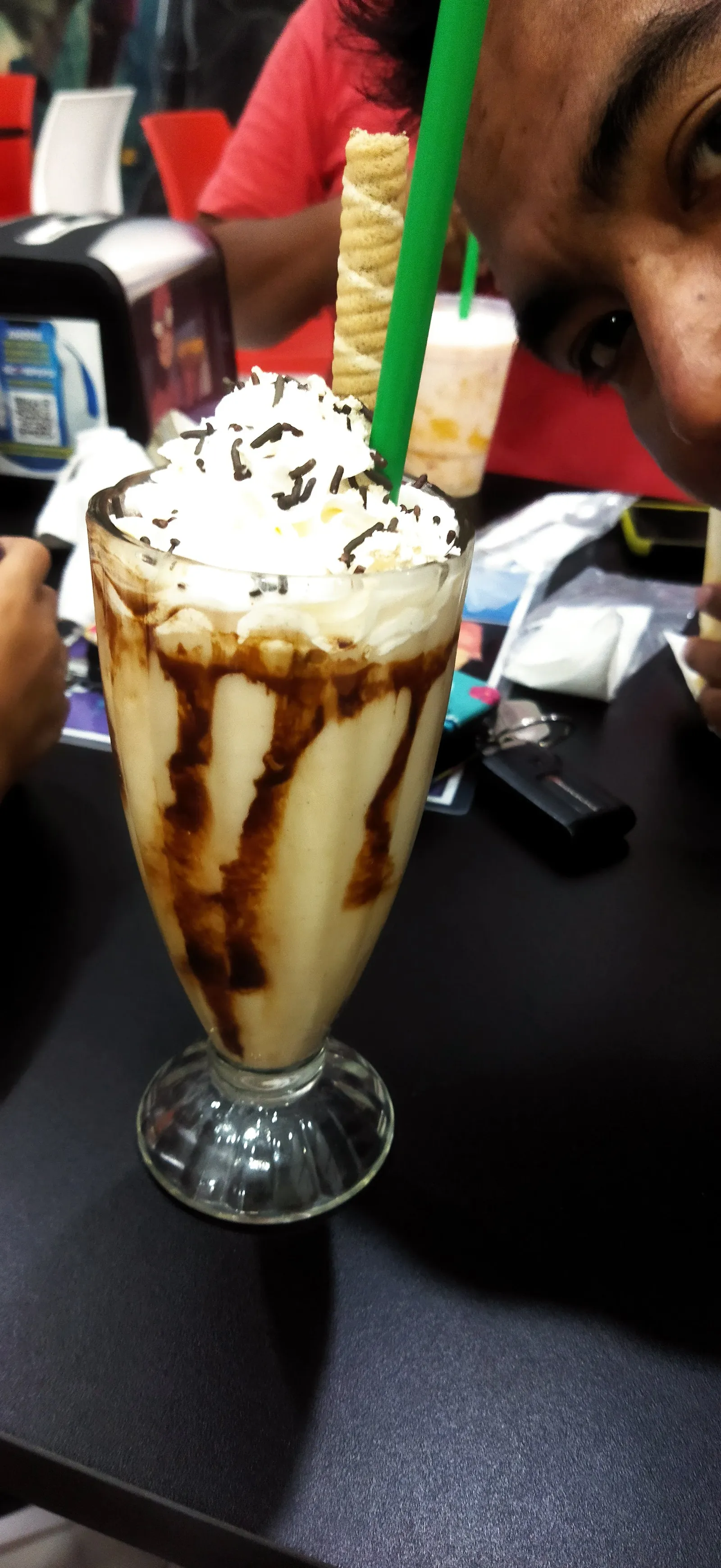 Súper Heroes ( Hamburguesas, frappes y machacados) image 10