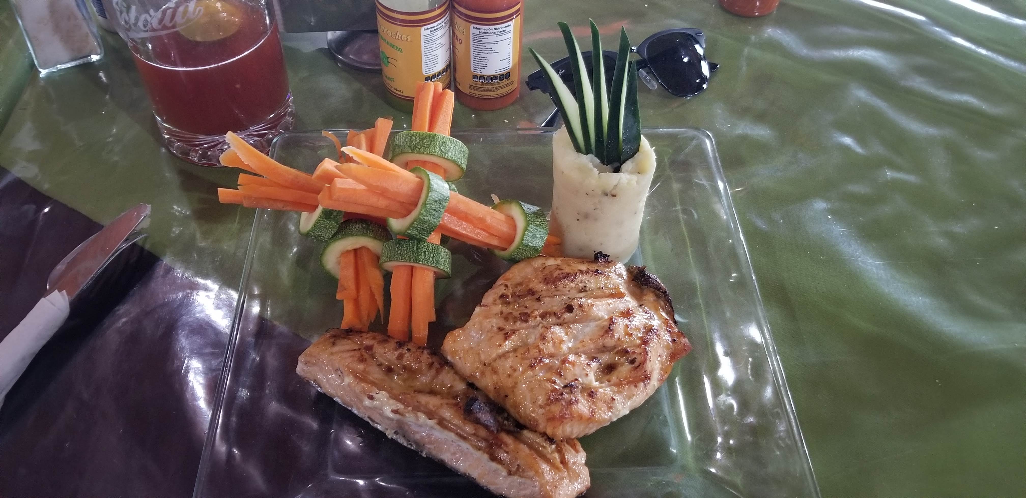 Restaurant Familiar "Las Focas" image 8