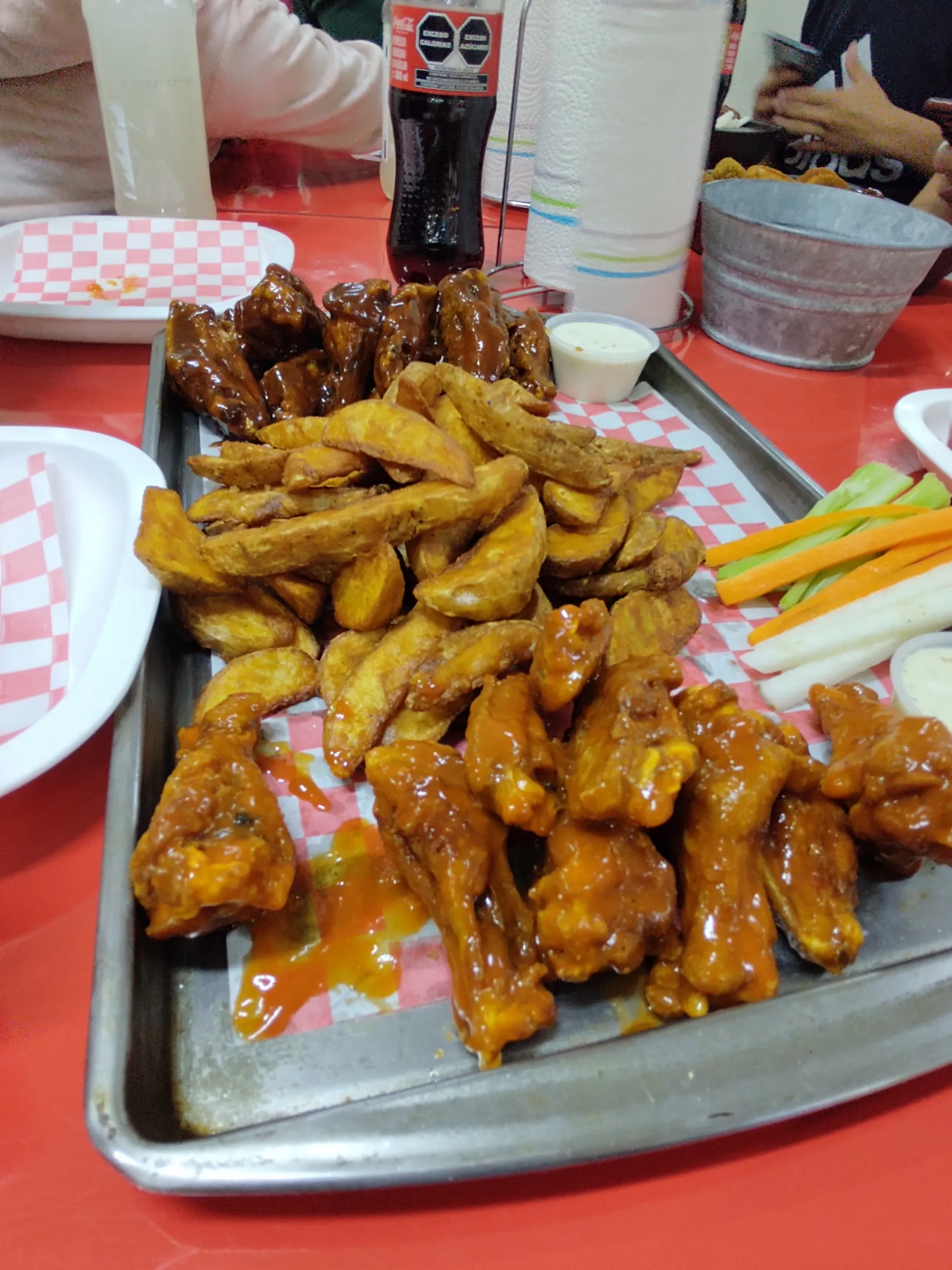 Hot Wings image 5