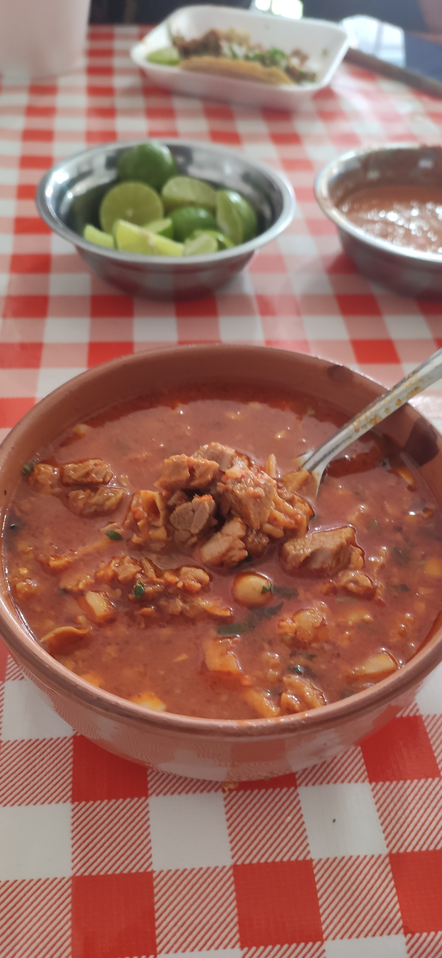 Tacos de birria las güeras image 3