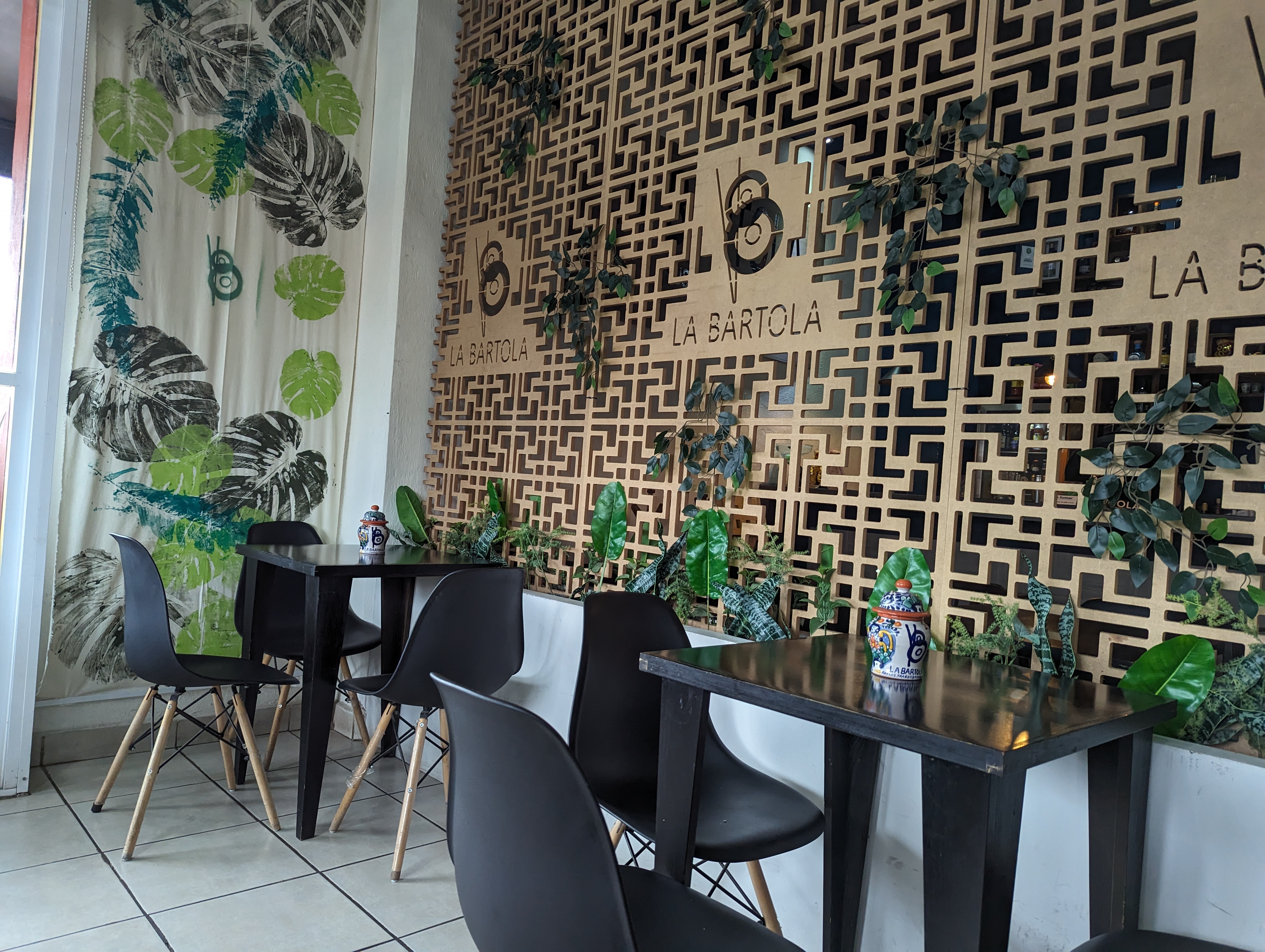 LA BARTOLA image 9