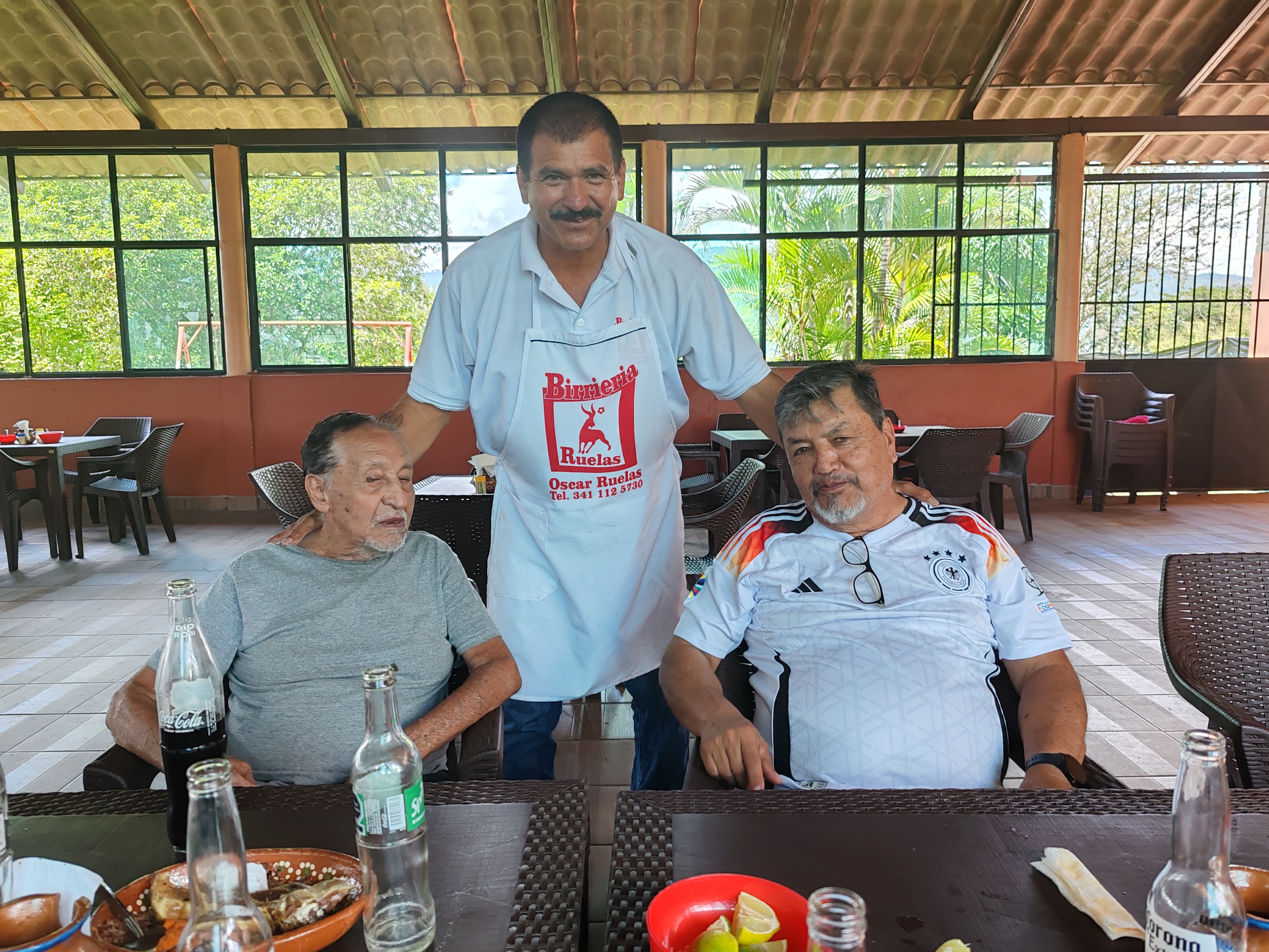 Birrieria Ruelas de Zapotiltic "Oscar Ruelas" image 8