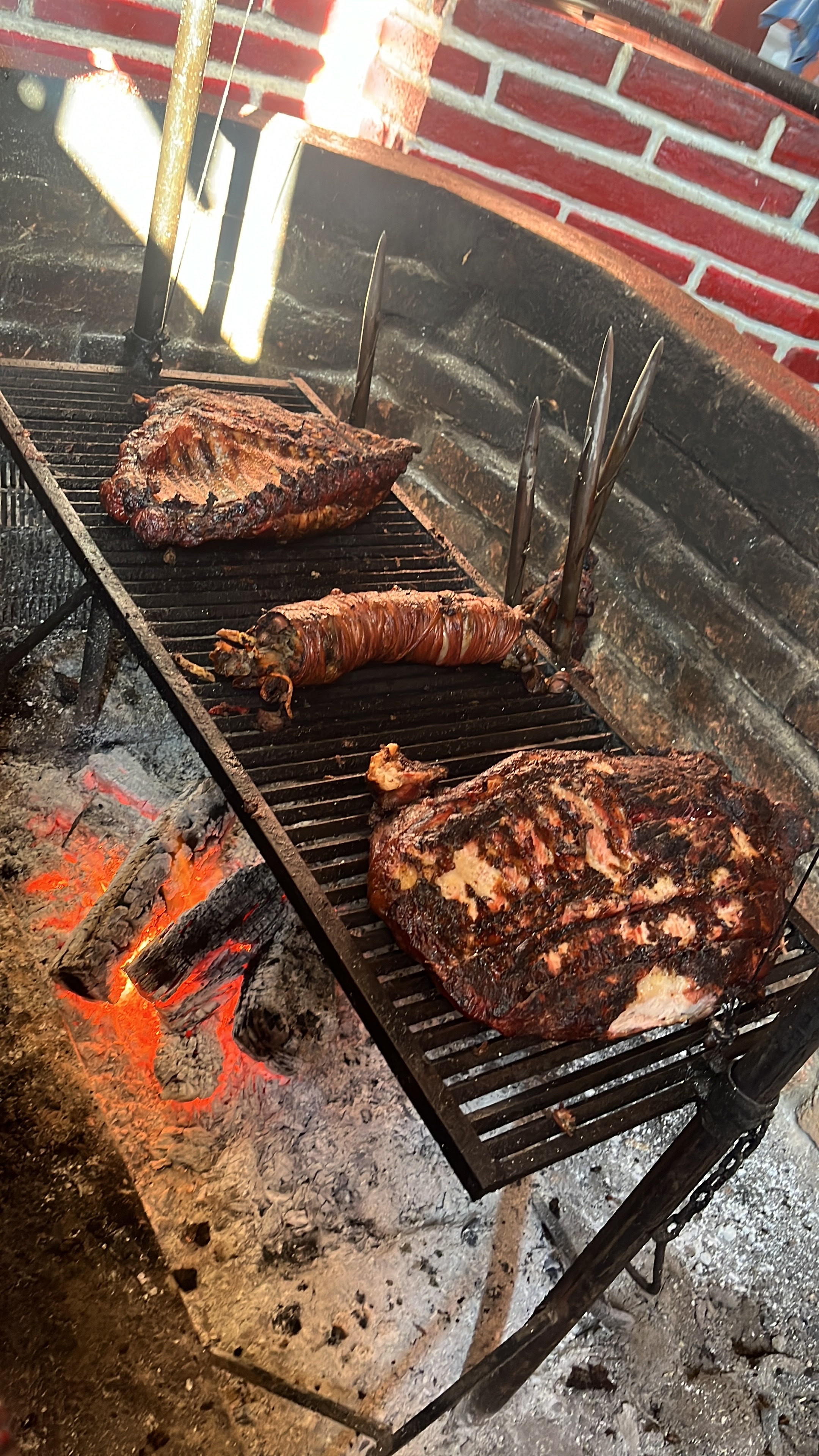 El Cordero Güero restaurant. image 3