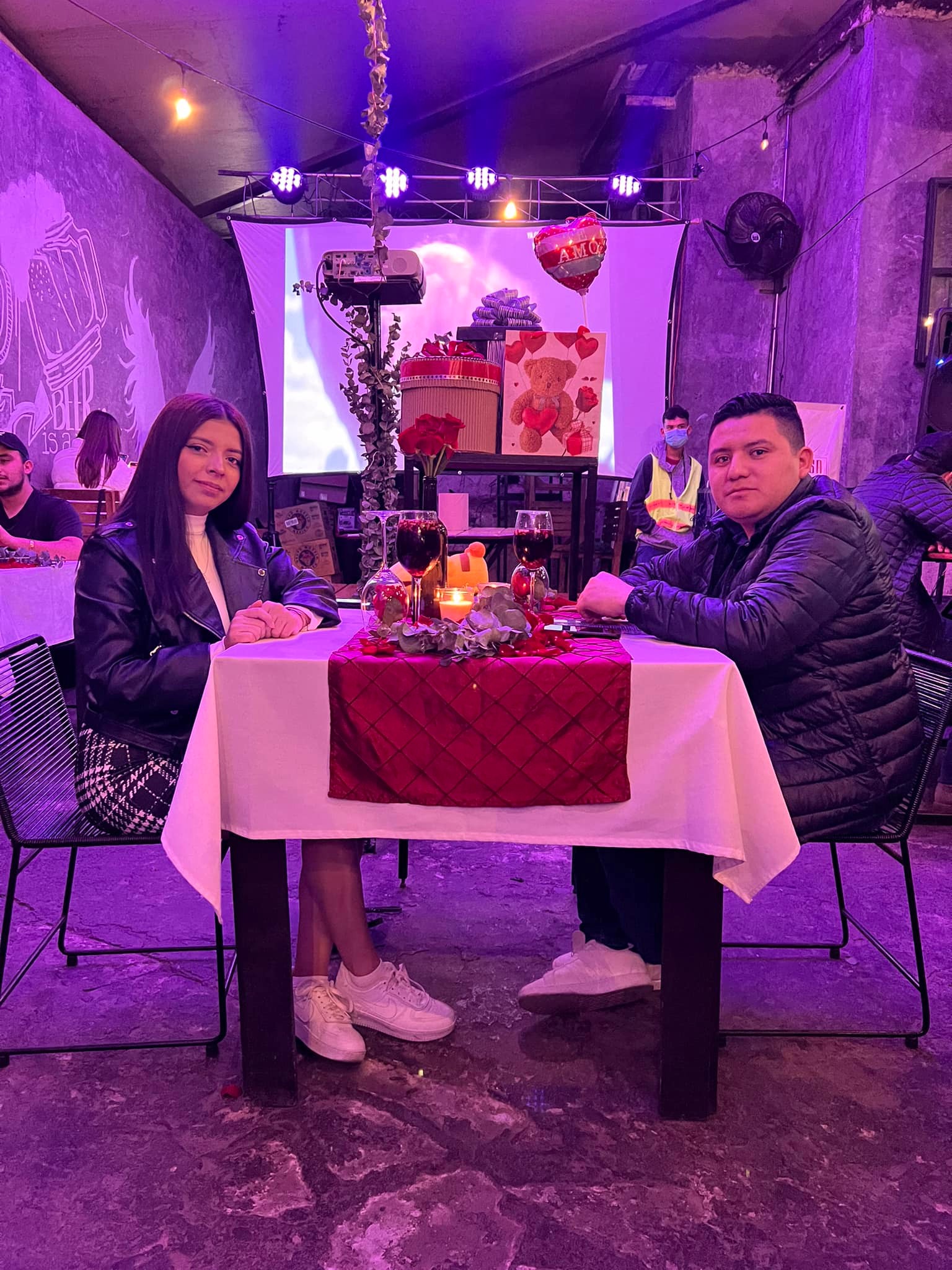 Pórtico, Burgers & Alcoholes image 1