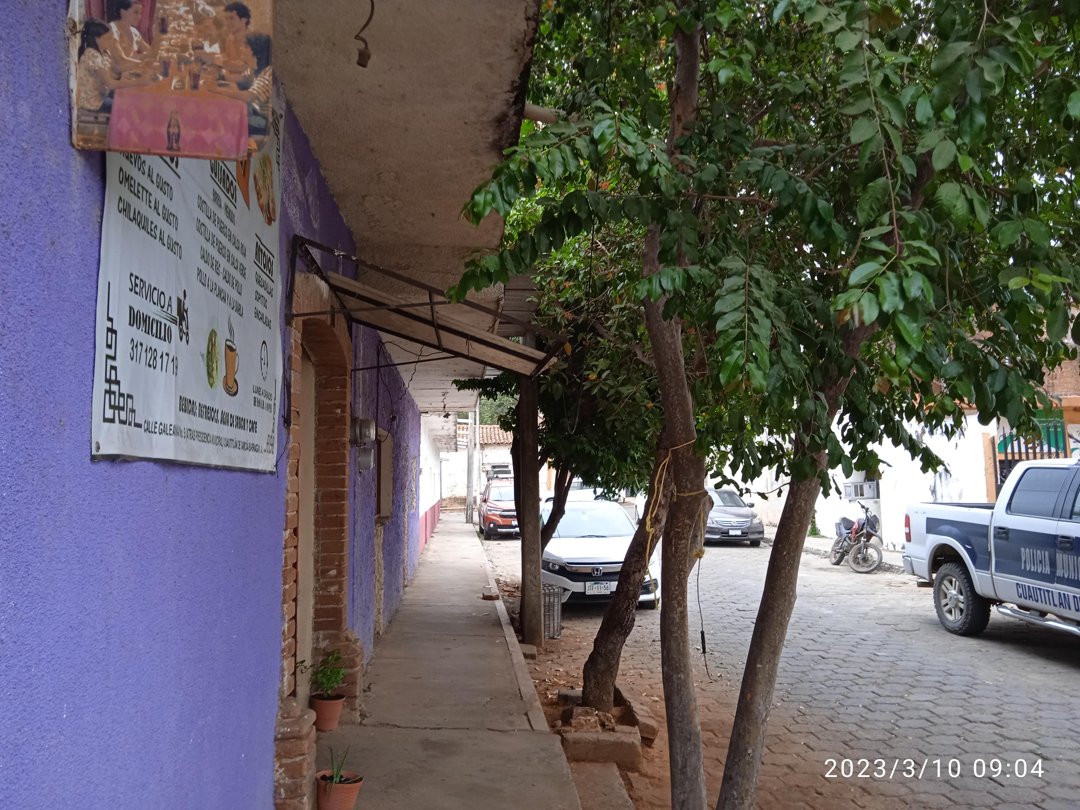 Fonda Lupita image 8