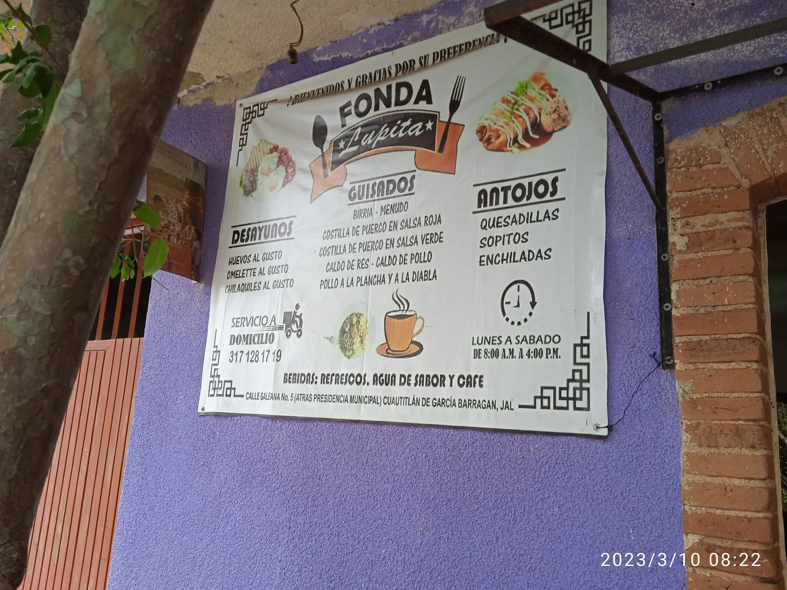 Fonda Lupita image 9