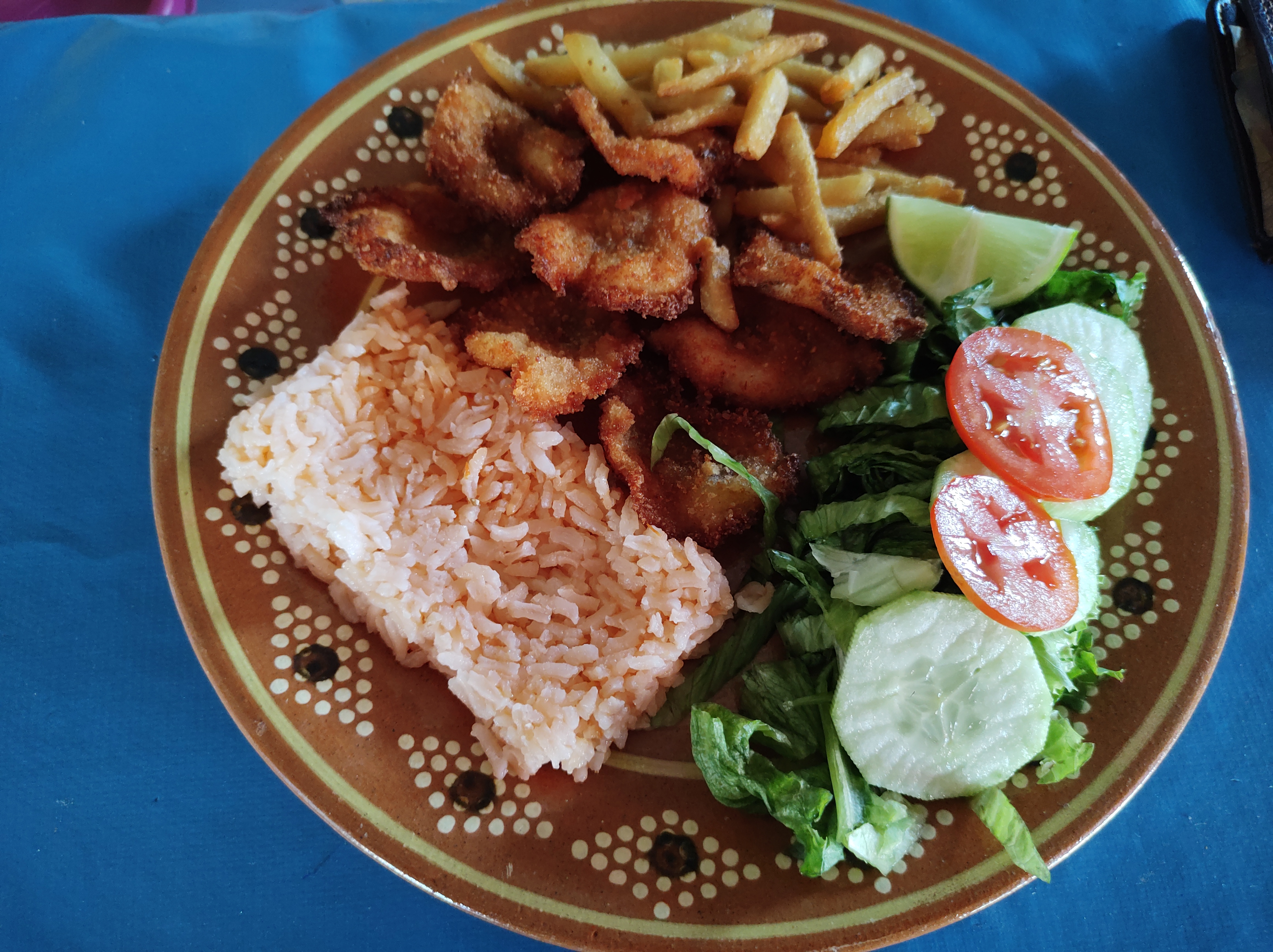 Restaurant Bar familiar playa linda image 3