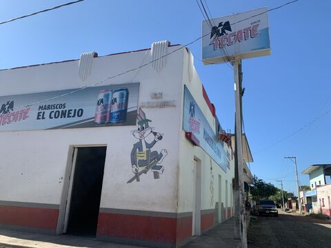 MARISCOS "El Conejo" image 1