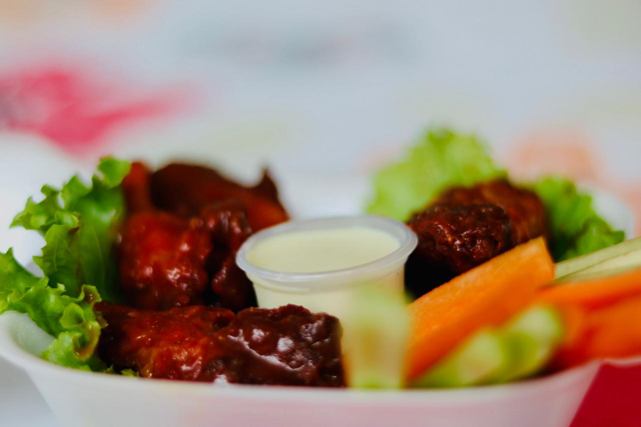 "NIKO'S" ALITAS, PAPAS, MICHELADAS Y MAS... image 4