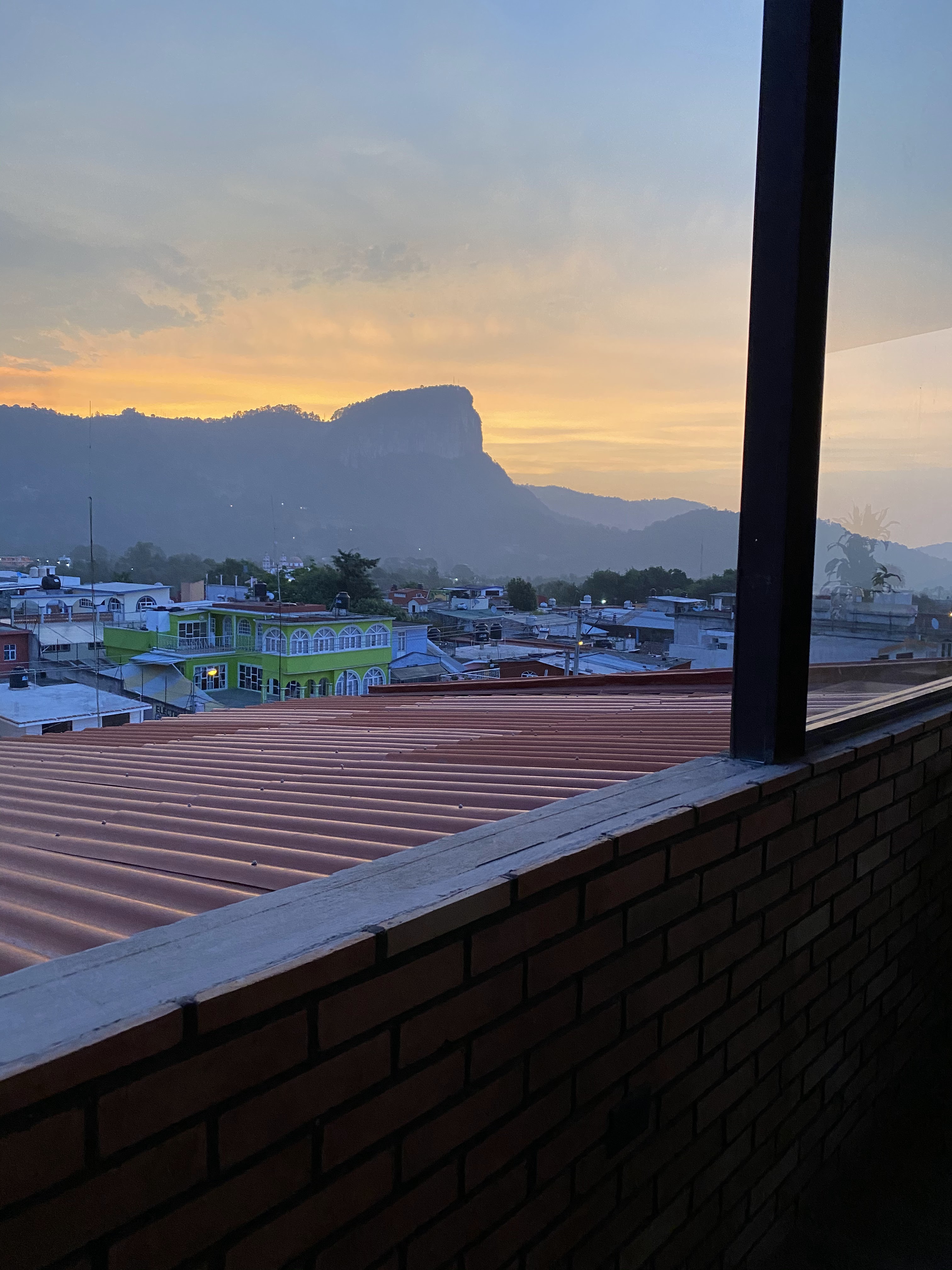 Azotea Cerro Rojo image 5