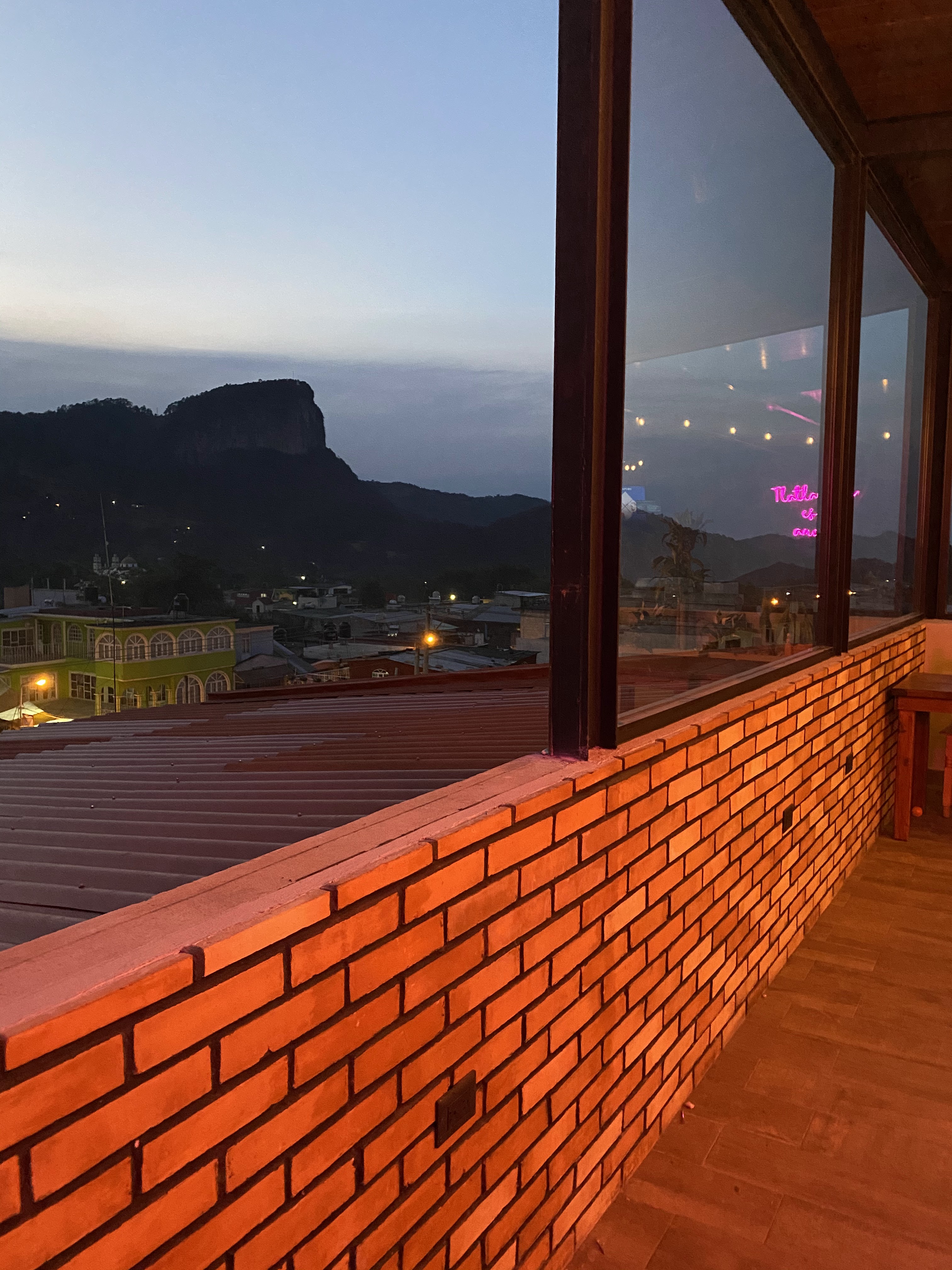 Azotea Cerro Rojo image 6