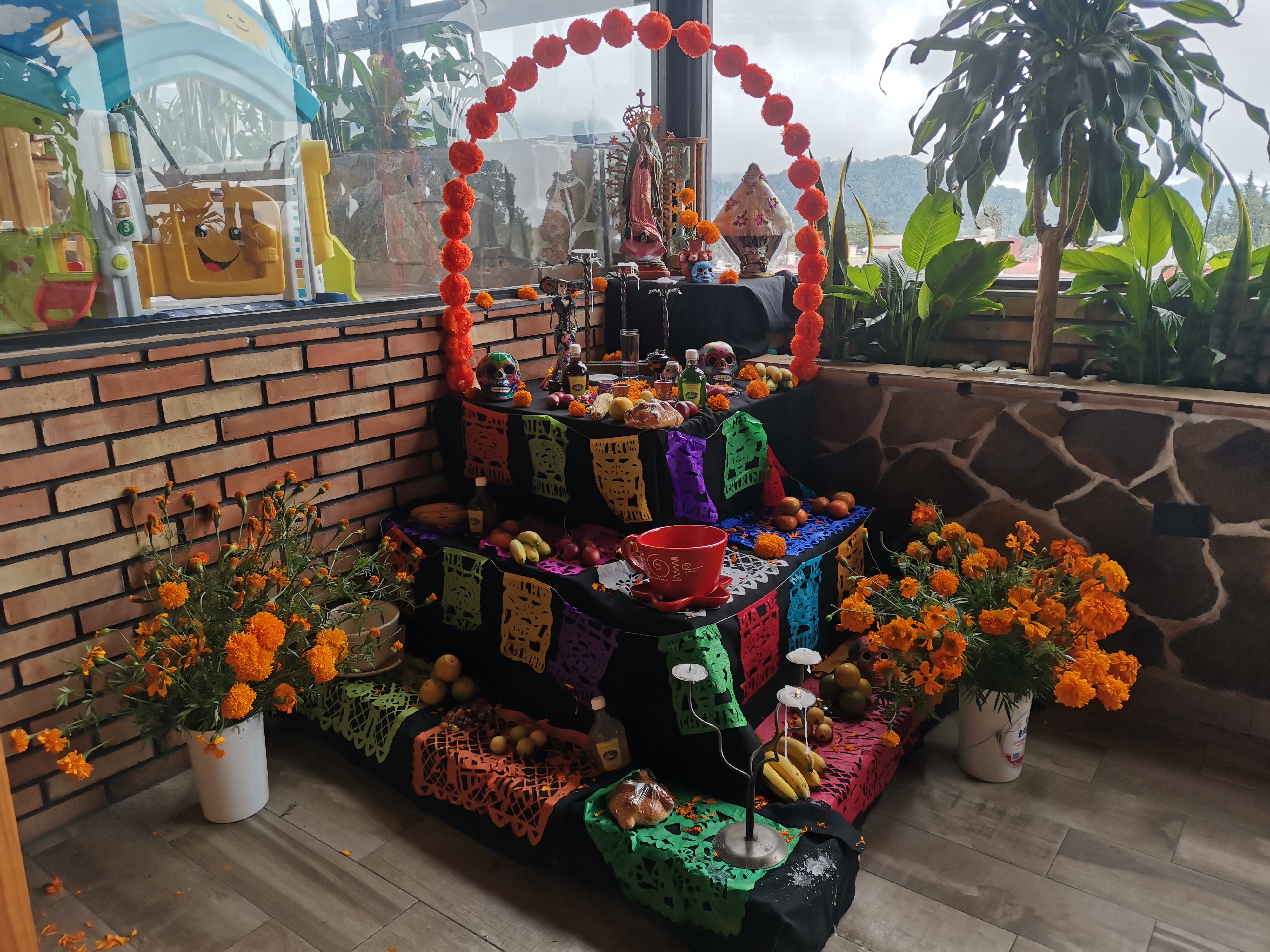 Azotea Cerro Rojo image 8