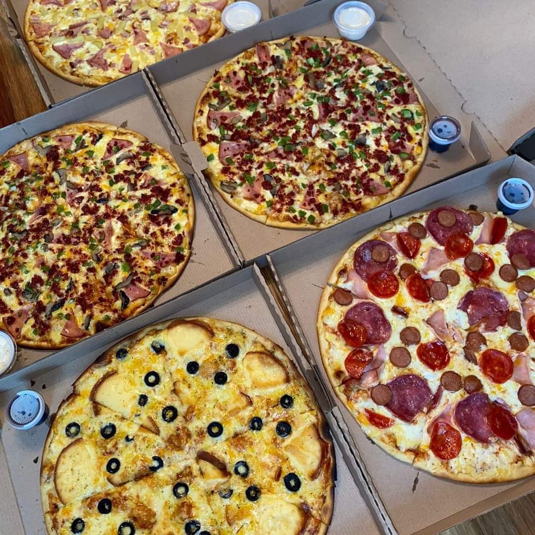 Pizzeria La Rustika image 2