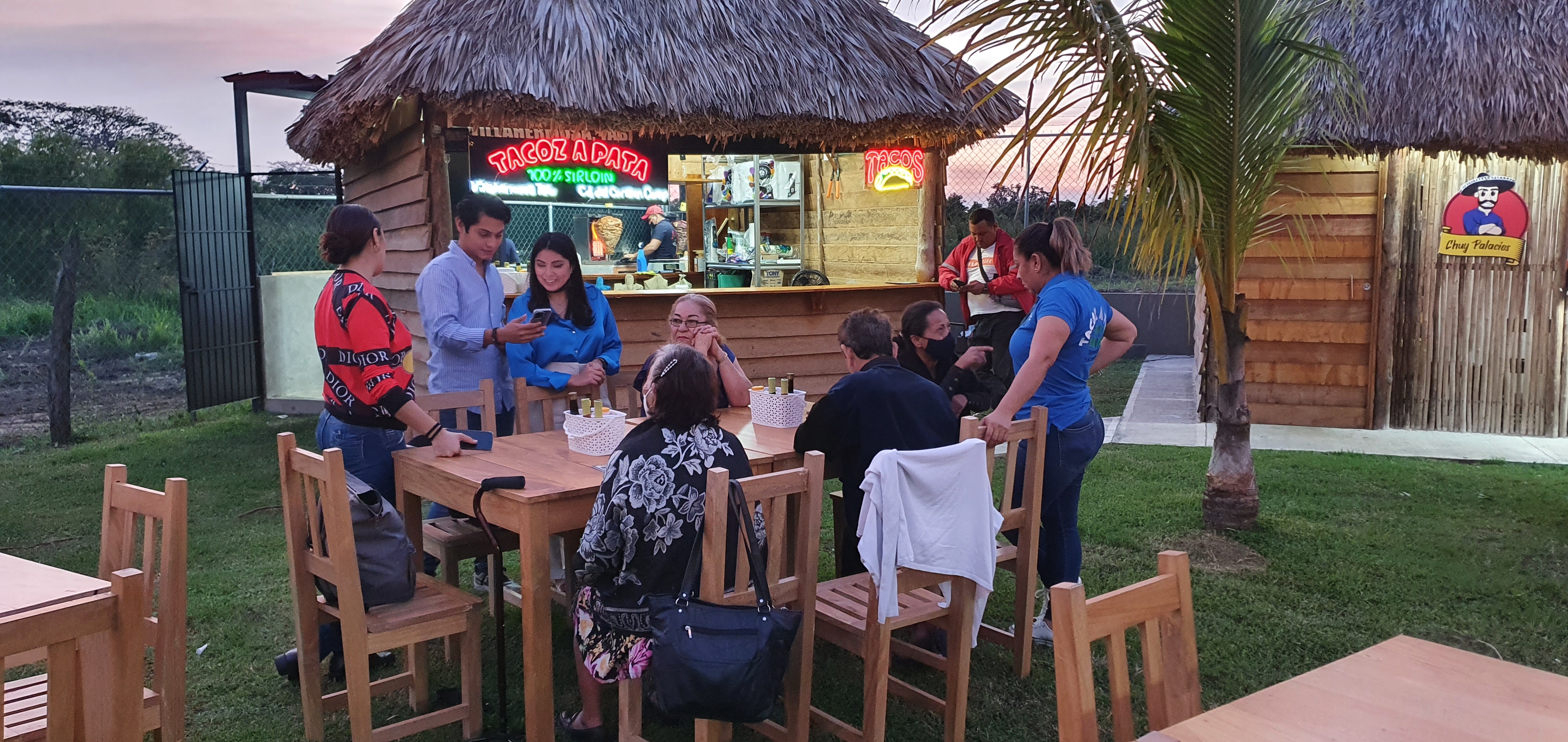 Tacoz A Pata country image 9