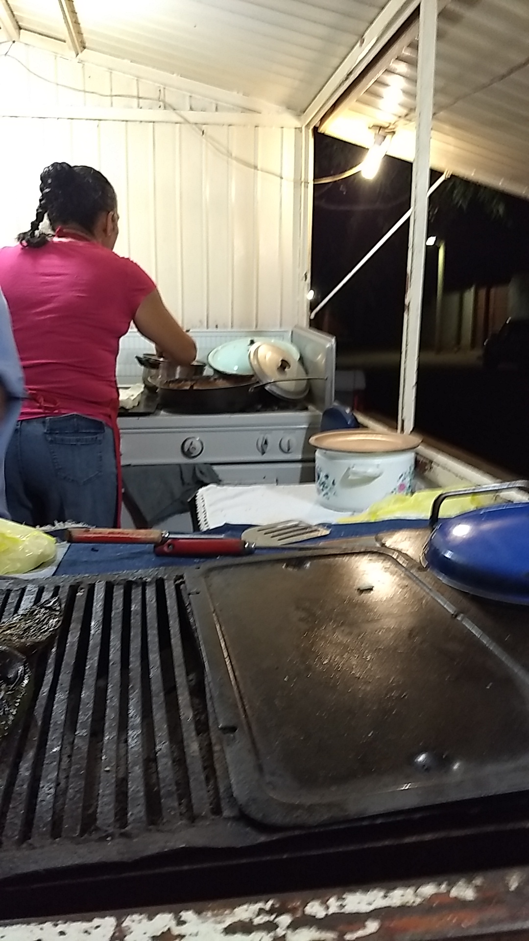 Hamburguesas Tacos Y Mulitas Luisa image 3