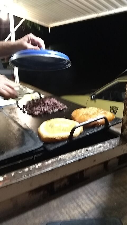 Hamburguesas Tacos Y Mulitas Luisa image 4