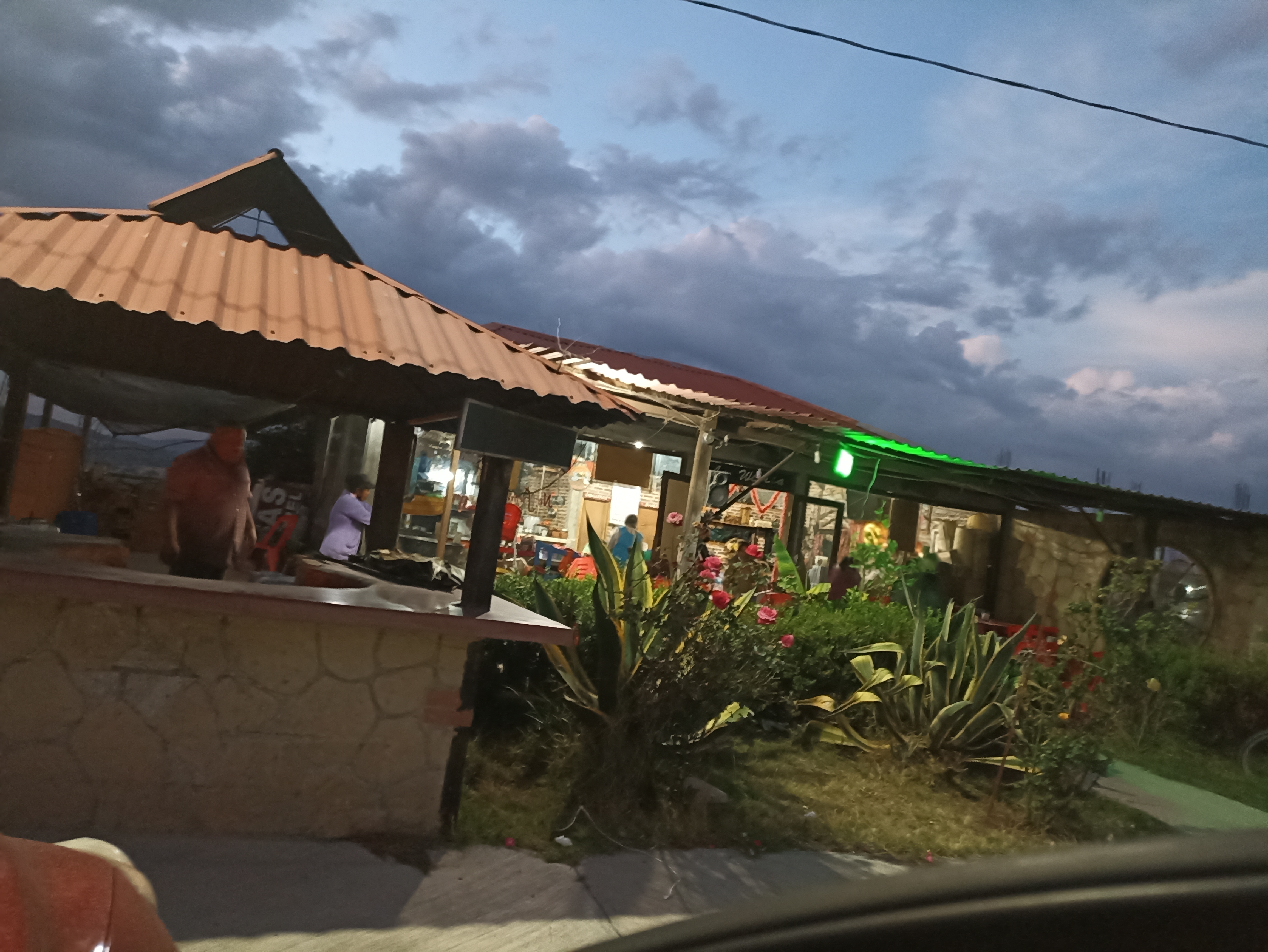 LA WERITA Barbacoa y Comida Mexicana image 6