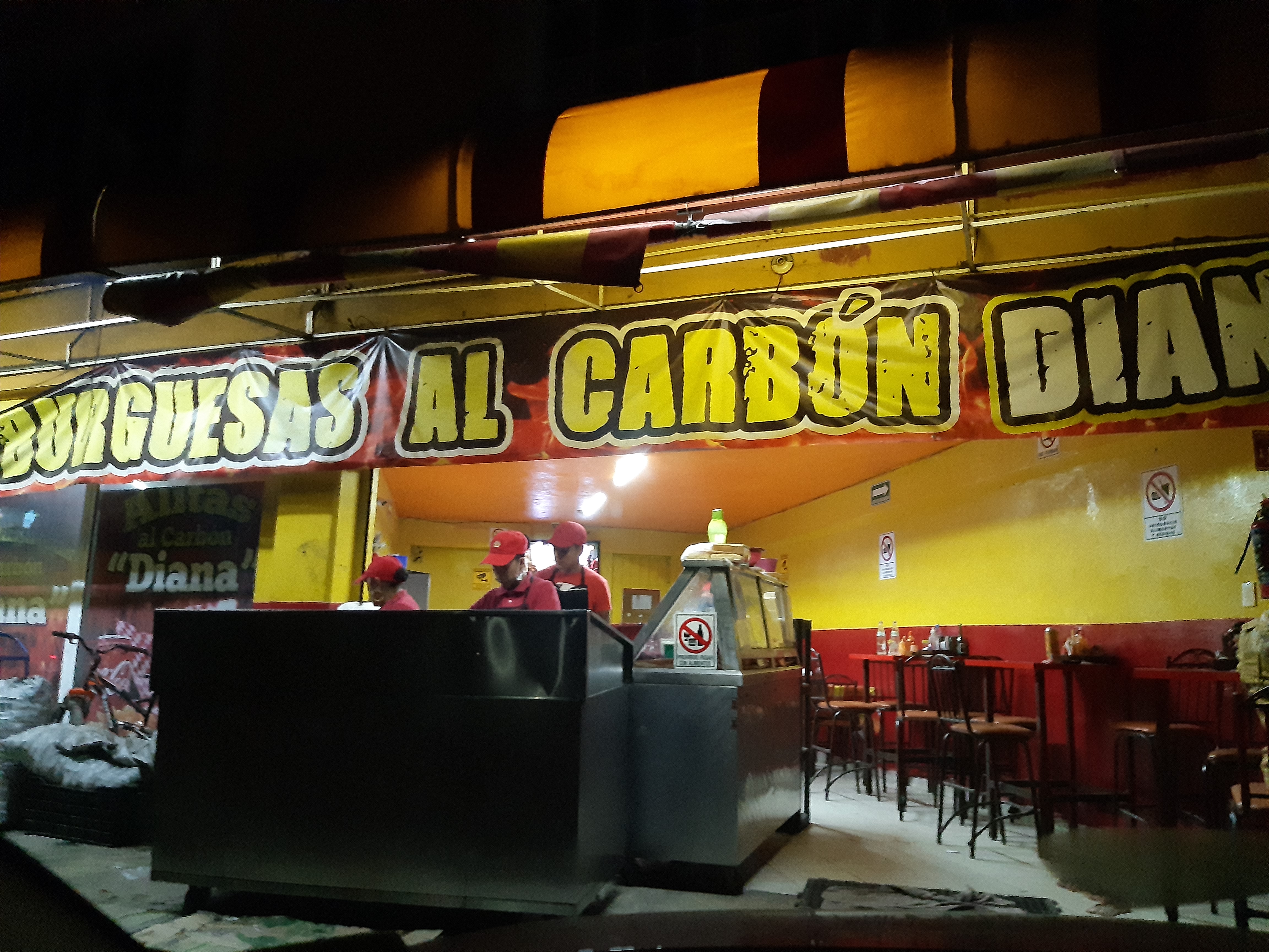 Hamburguesas Al Carbón Diana (únicas) image 1