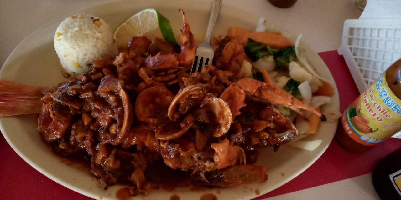 Marisquería El Amigo Yeyo image 8