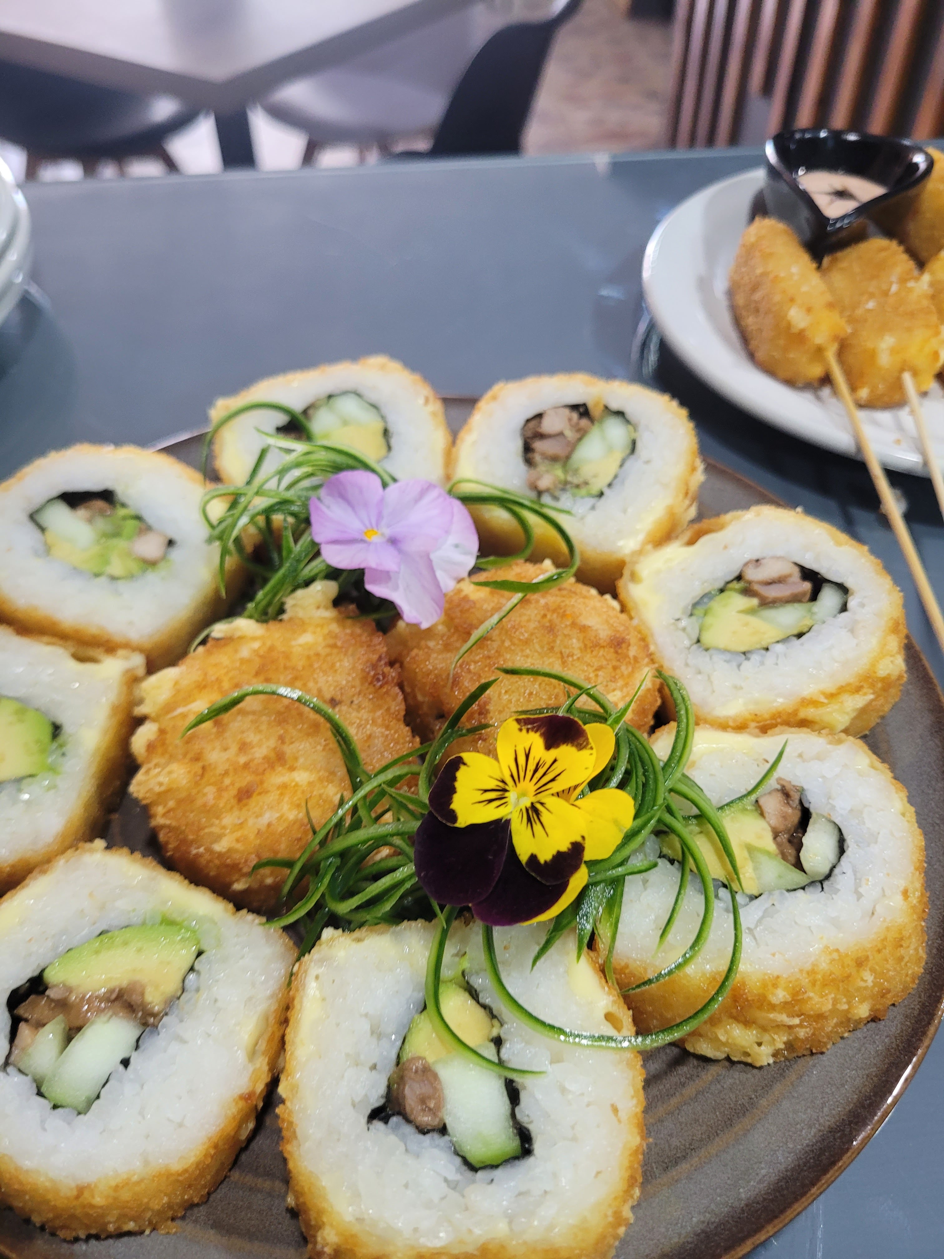 Bonsai Restaurante Japonés SMT image 2