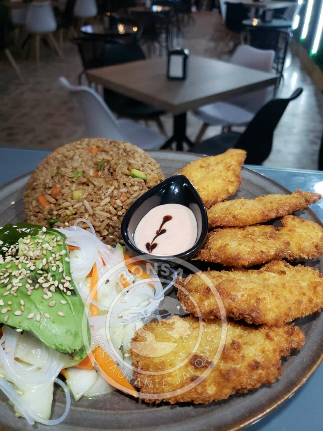 Bonsai Restaurante Japonés SMT image 6