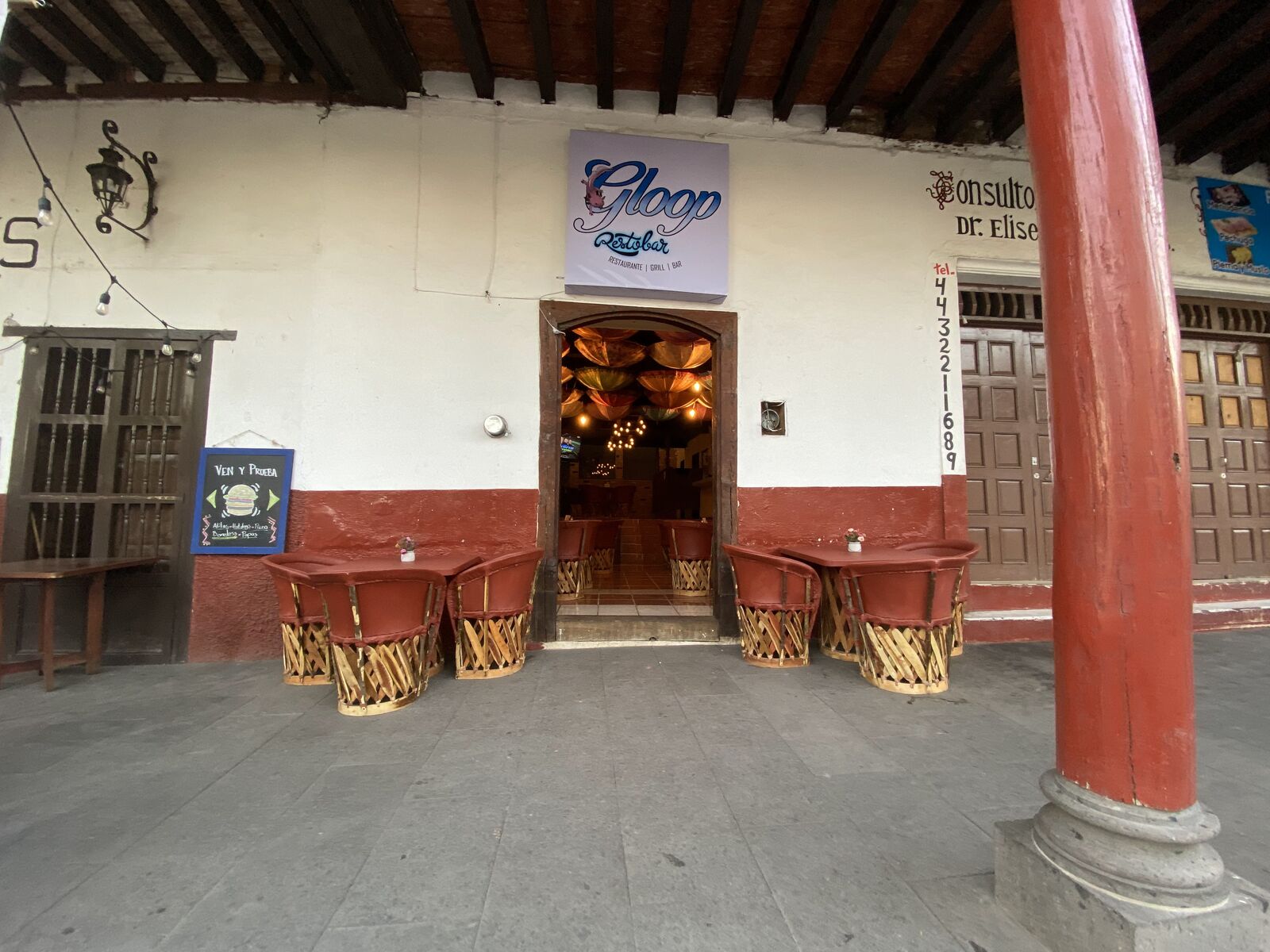 GLOOP RESTOBAR image 1
