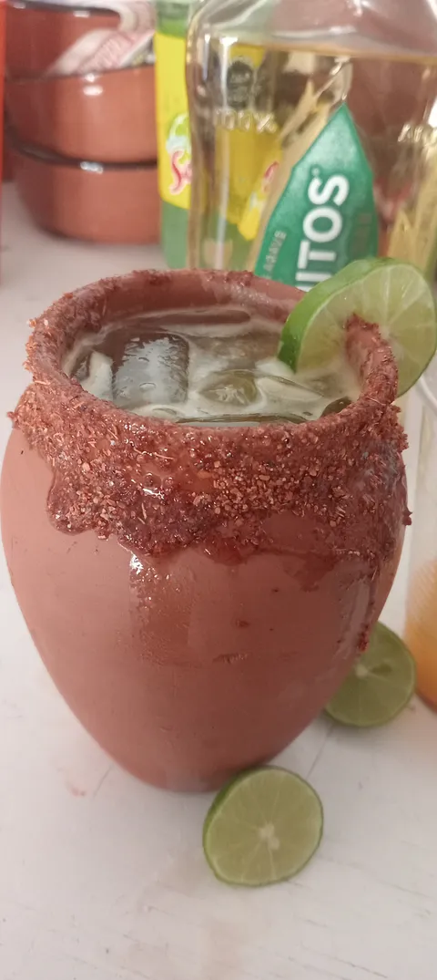 Mariscos y micheladas "EL ANCLA" image 2