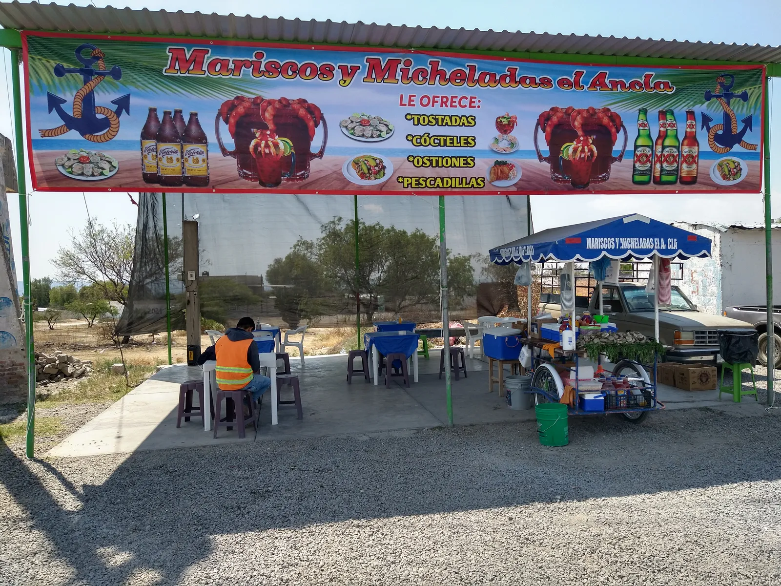 Mariscos y micheladas "EL ANCLA" image 8