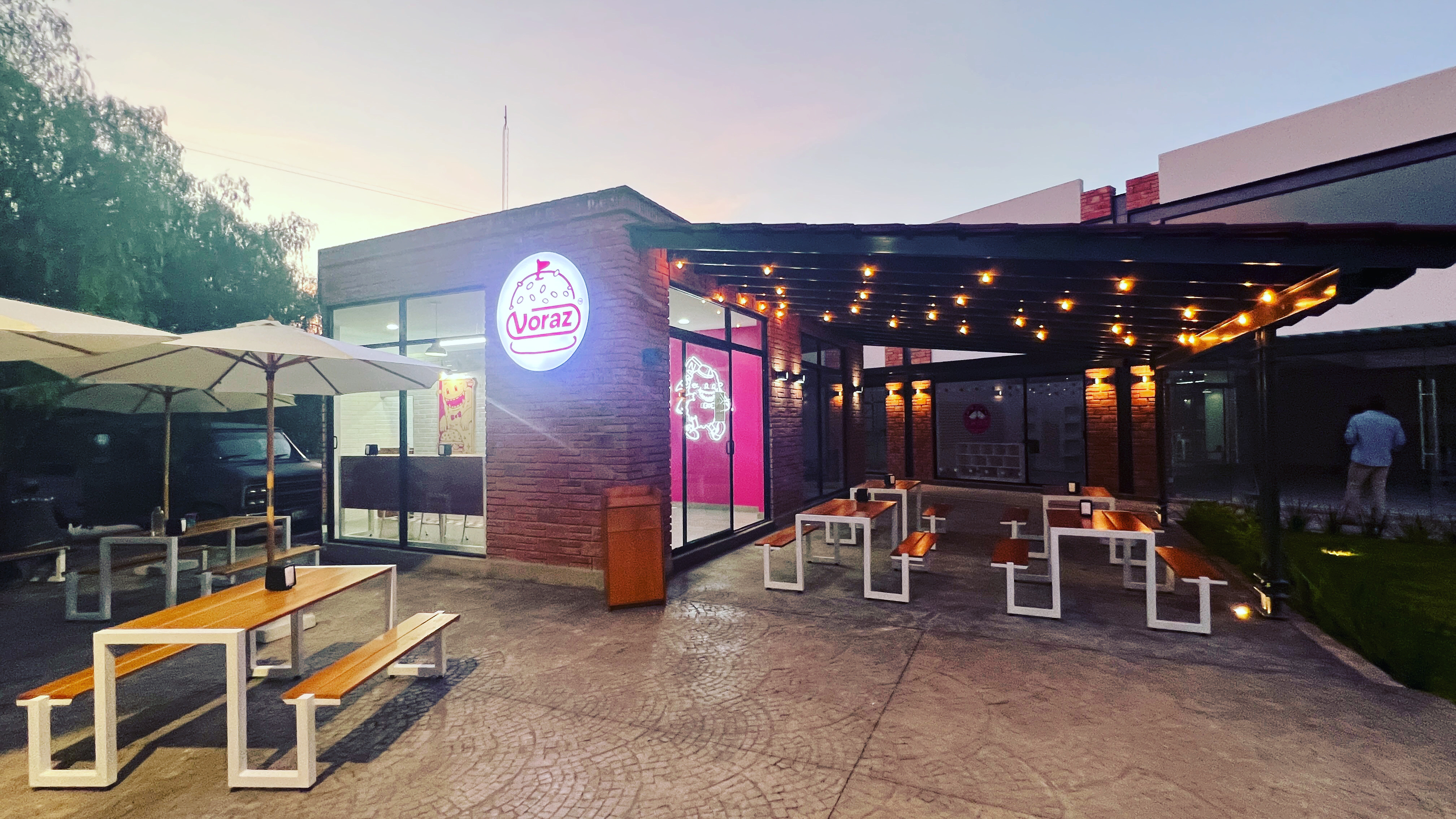 Voraz Burgers image 1