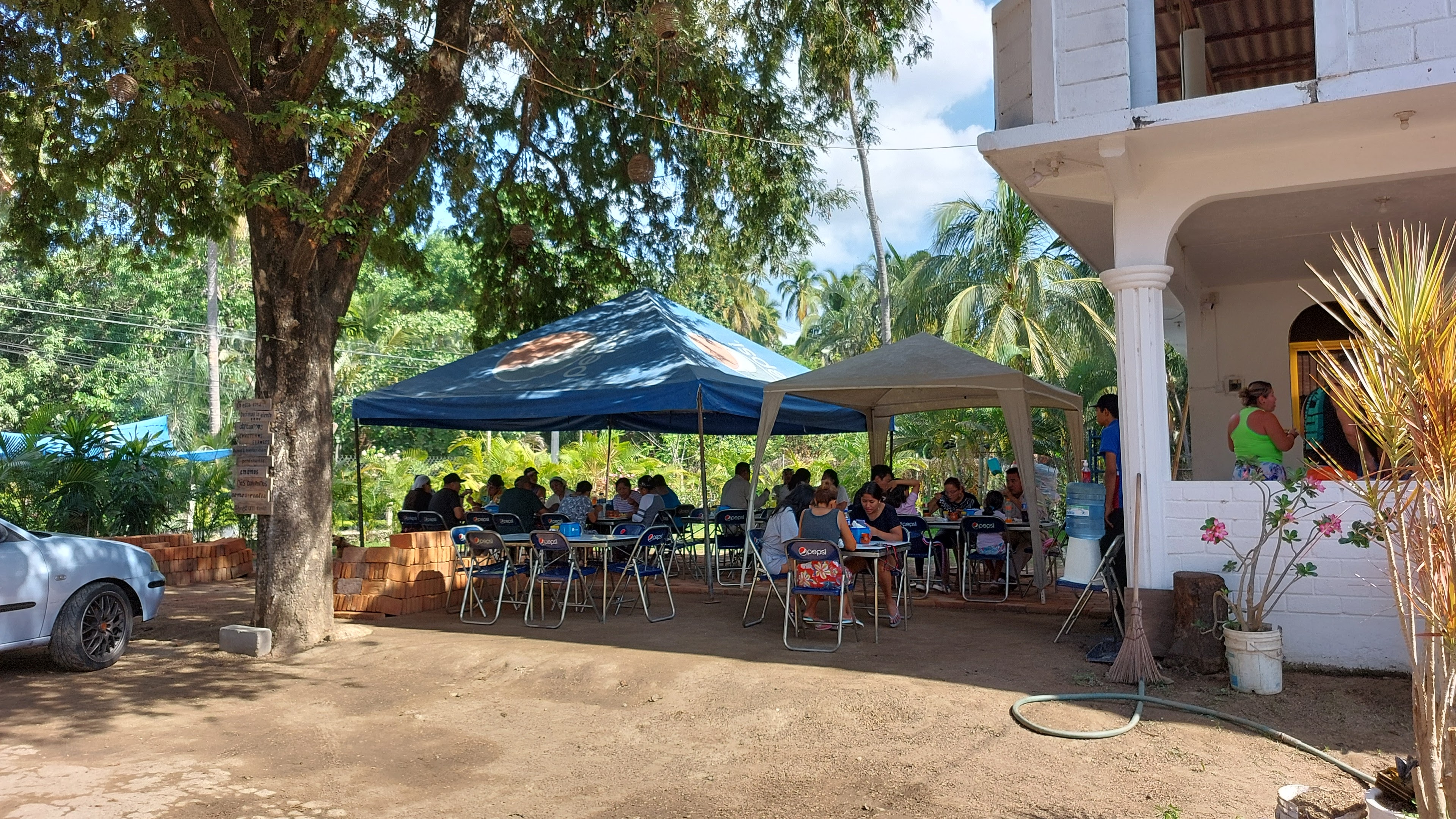 Buffet la rancherita image 3