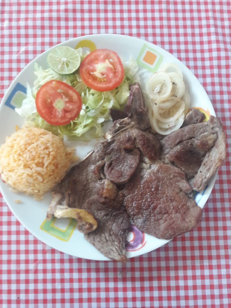 Restaurante "La Casa del árbol" image 3