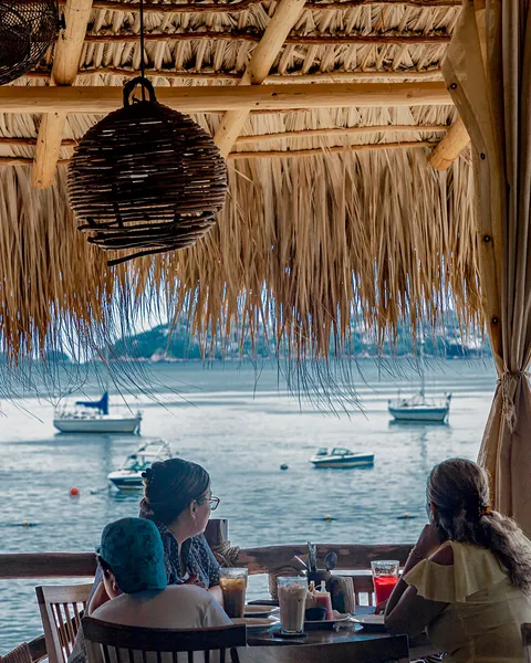 LUPE DE ARENA RESTAURANTE Y CLUB DE PLAYA image 7