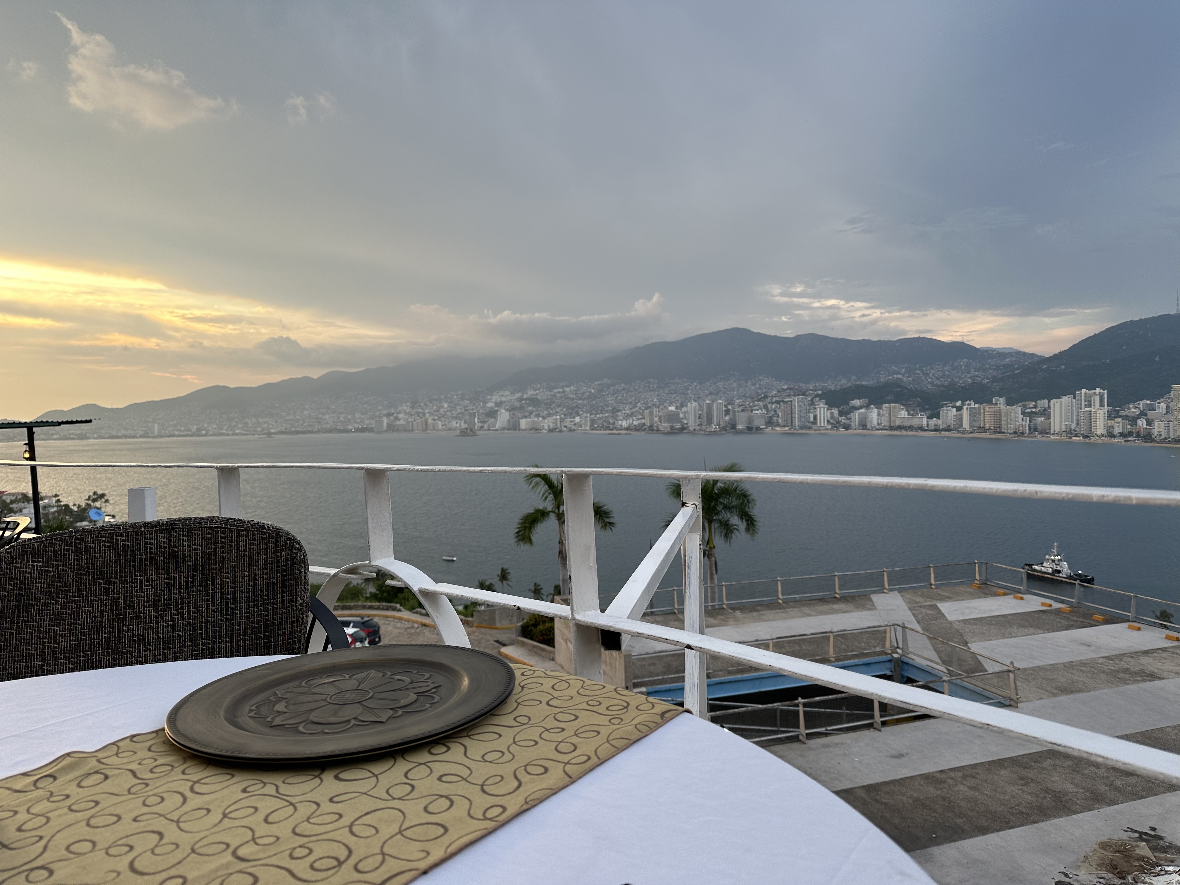 La Vista Restaurante image 5