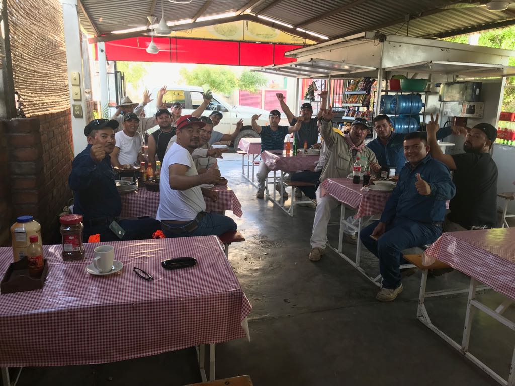 Aqui Con Lore image 1