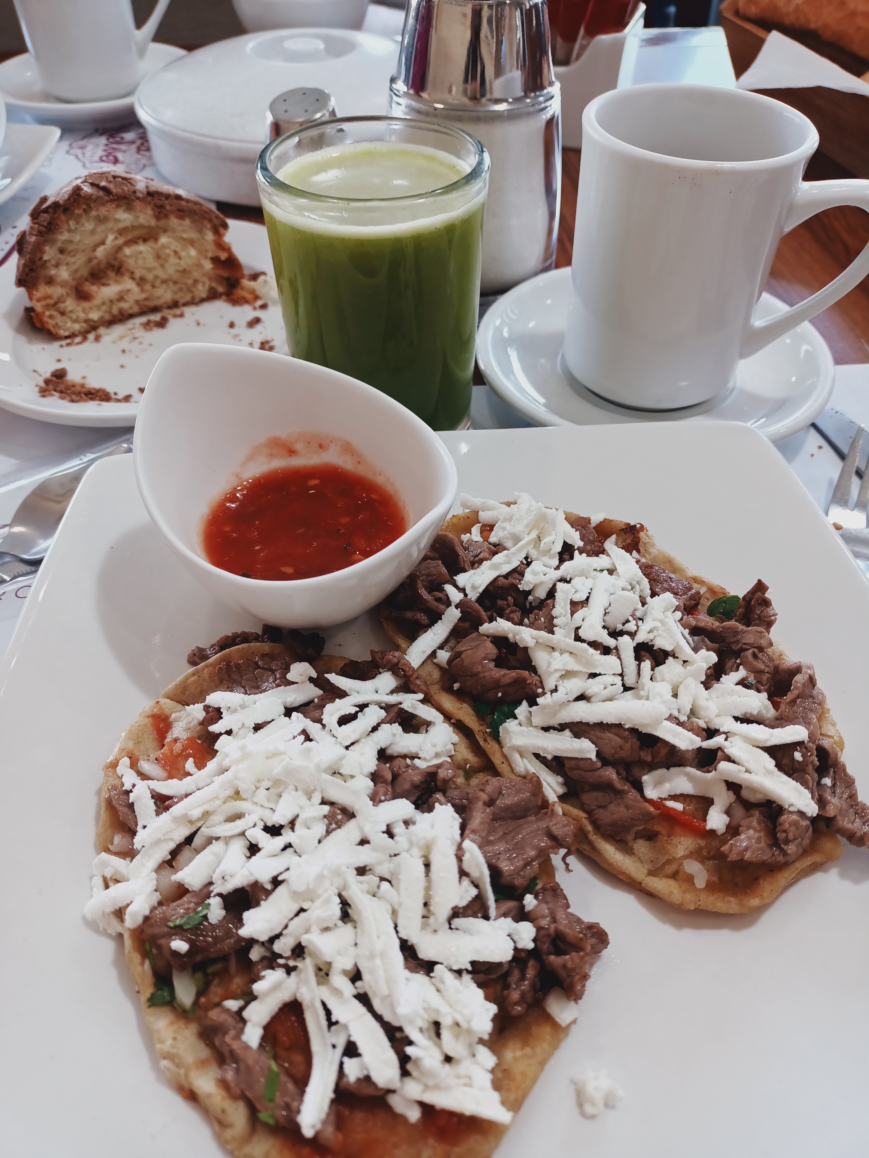 Red Velvet Comedor image 9