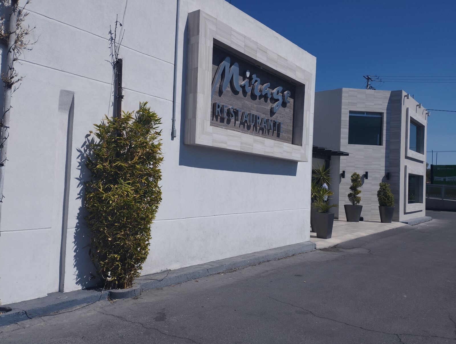 Mirage image 6
