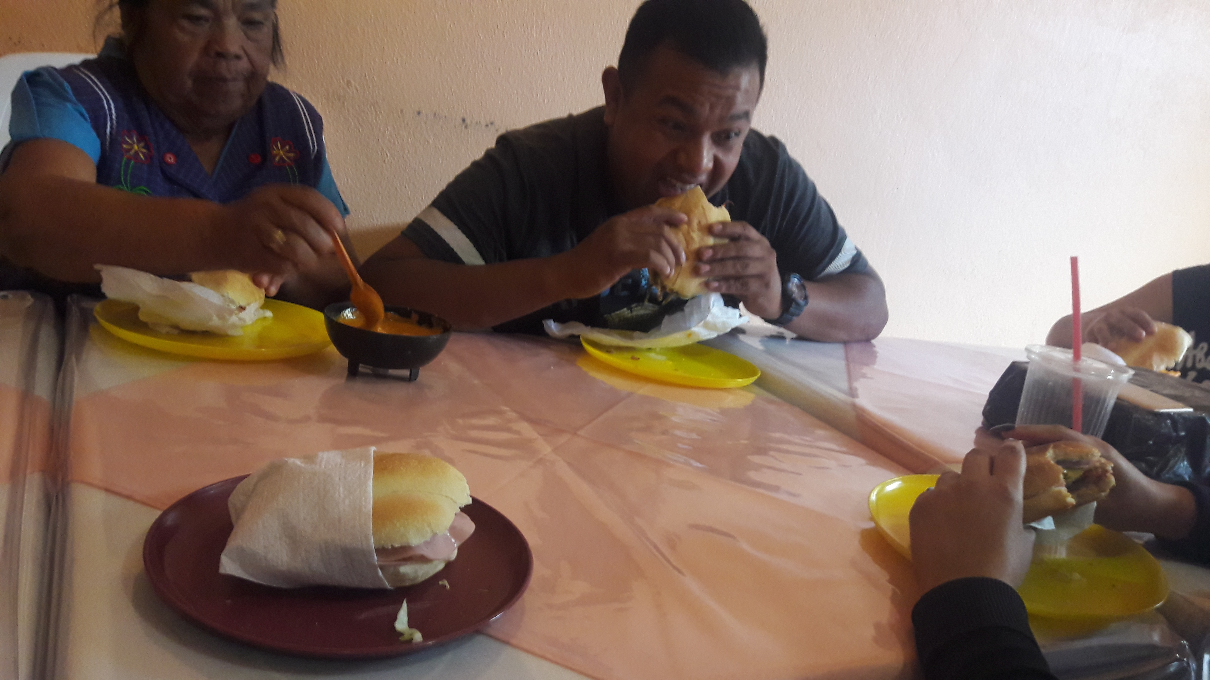 Loncheria Lizy image 3