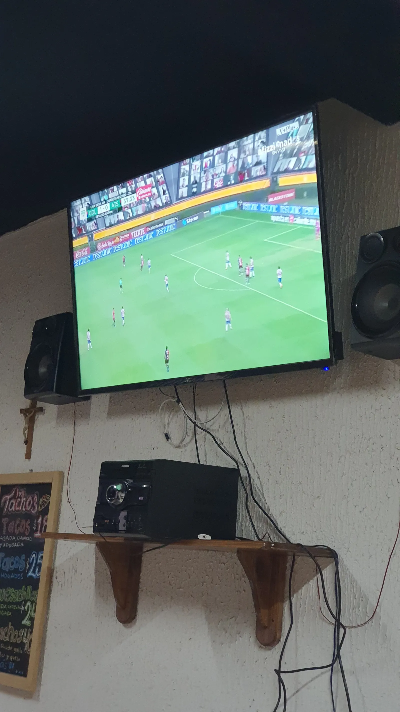 Los Tachos image 3