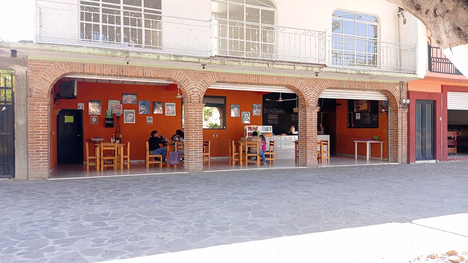Loncheria Los Arcos image 2