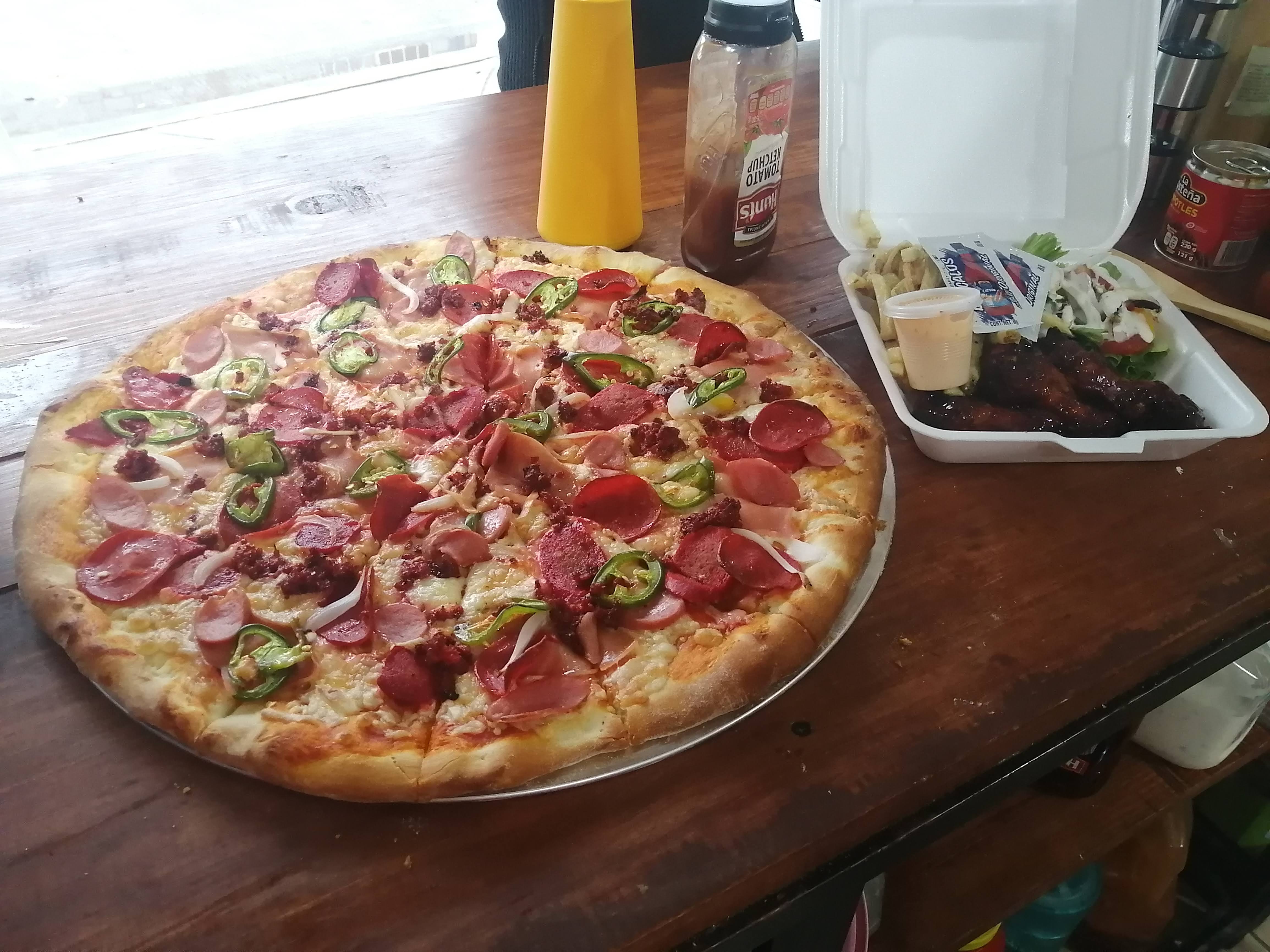 PP Roni's Pizza image 2