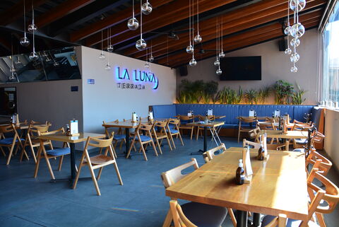 La Luna Terraza image 1