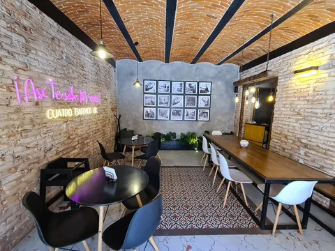 Cuatro Barrios Bistro Kitchen image 1
