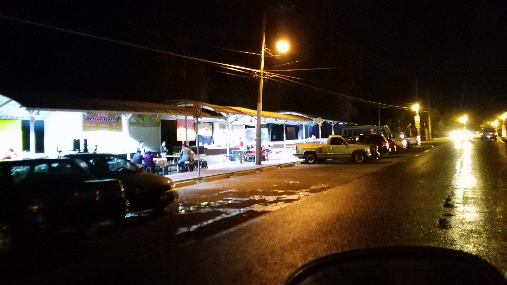 Flaming Burger Tequisquiapan image 1