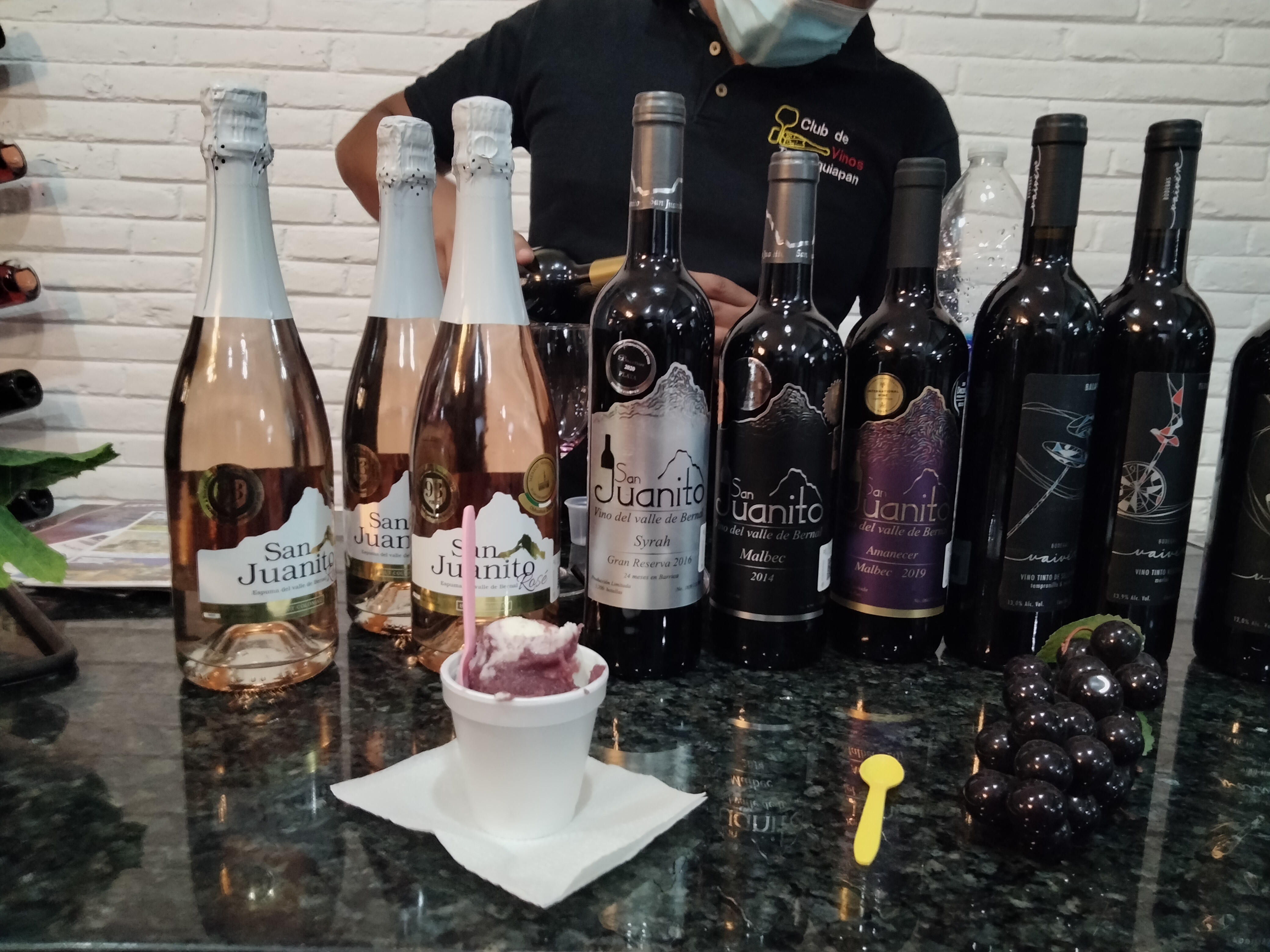 Hilo de Amor Vinicola, Restaurante image 9