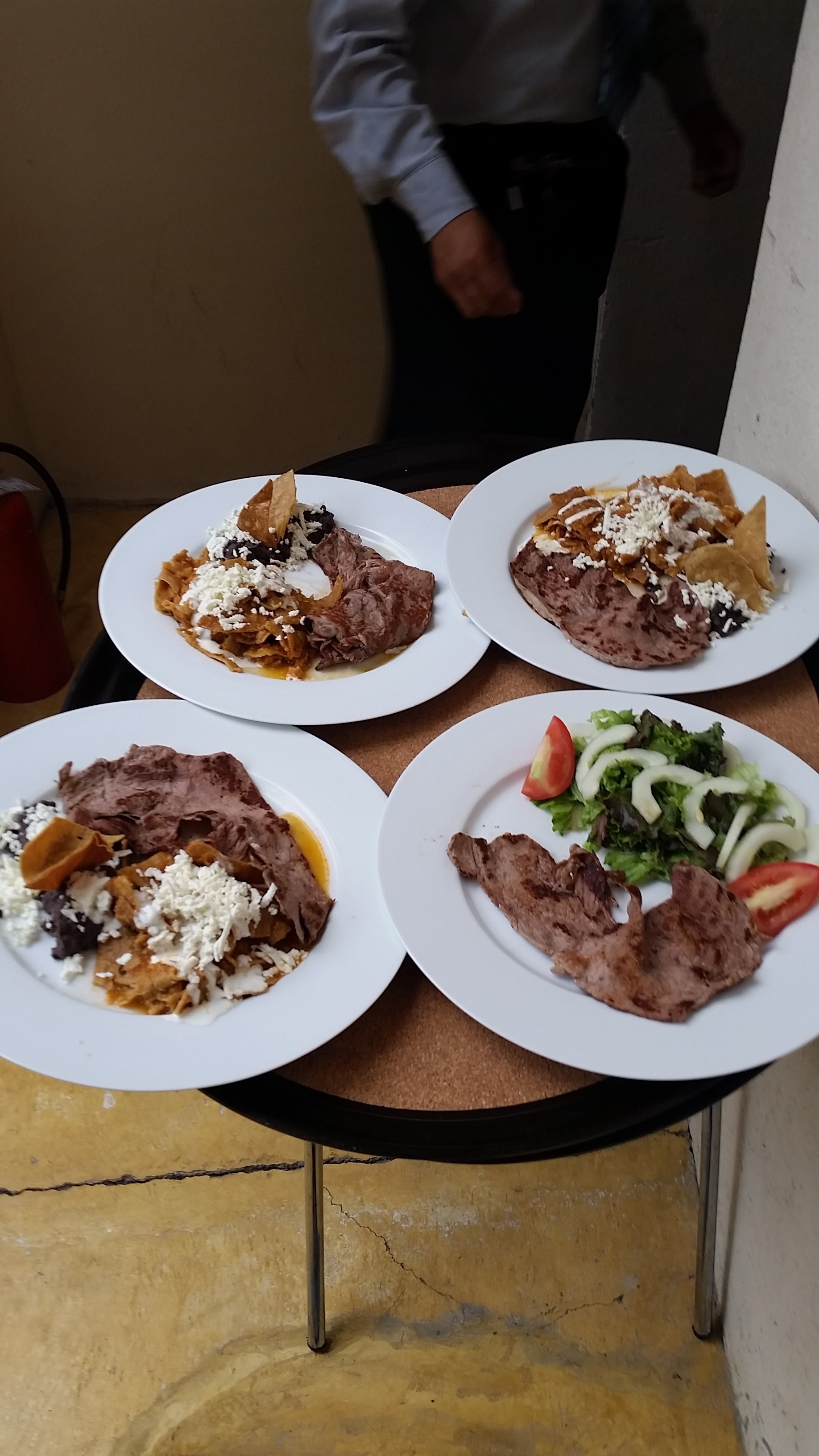 Restaurante Casa Peña "Comida Internacional" image 10