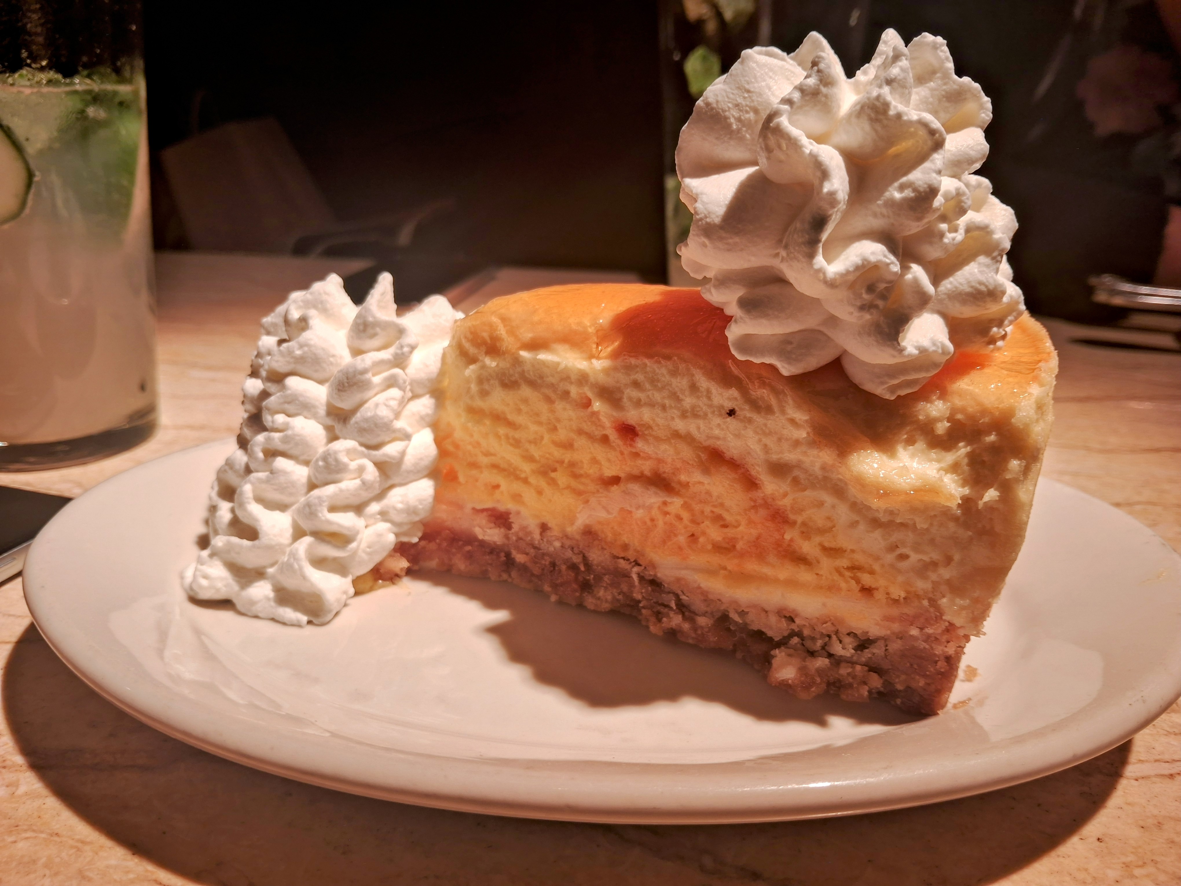 The Cheesecake Factory Perisur image 4