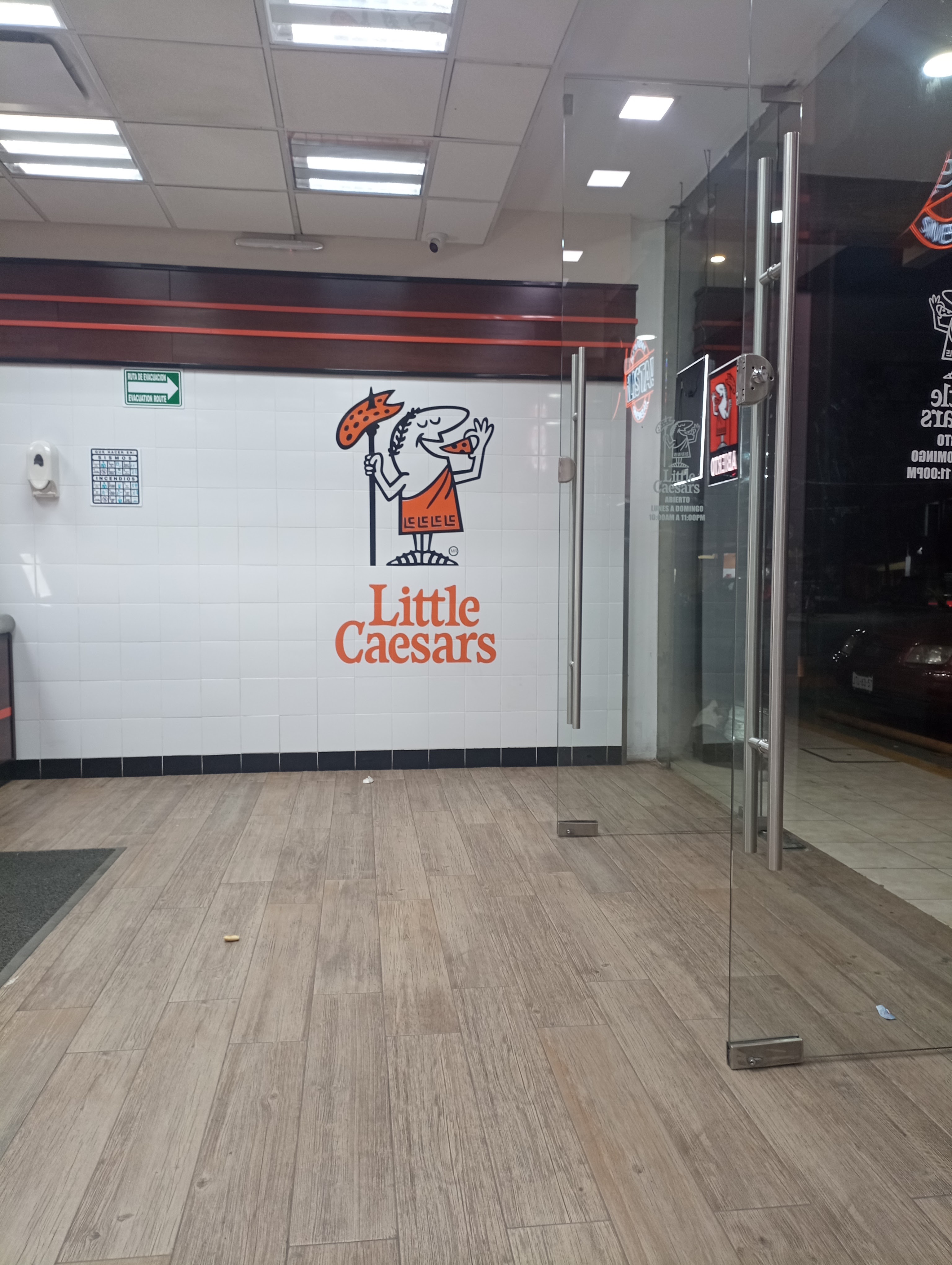 Little Caesars Coyula image 4