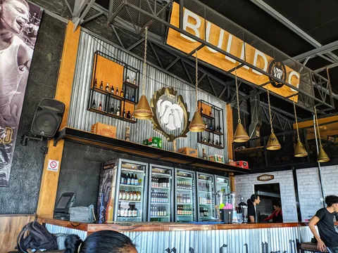 BULLDOG RESTAURANTE BAR image 1