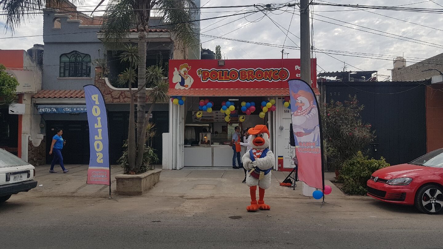 Pollo Bronco Prados Coyula image 1