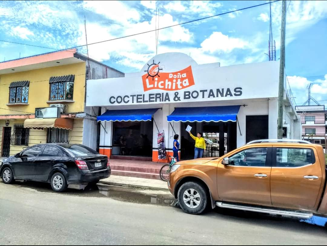 Doña Lichita Cocteleria & Botanas image 4